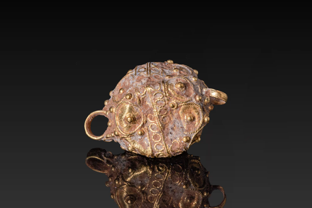BYZANTINE GOLD FILIGREE PENDANT