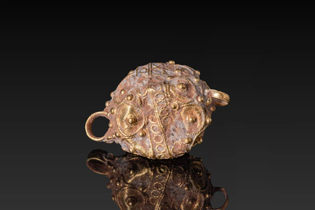 BYZANTINE GOLD FILIGREE PENDANT