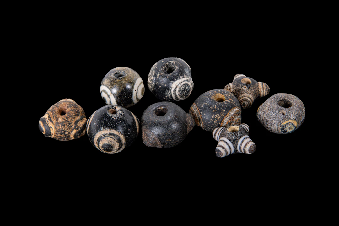 COLLECTION OF GRAECO-PHOENICIAN GLASS BEADS