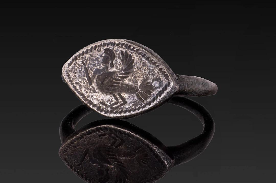 GREEK SILVER RING WITH A SIREN