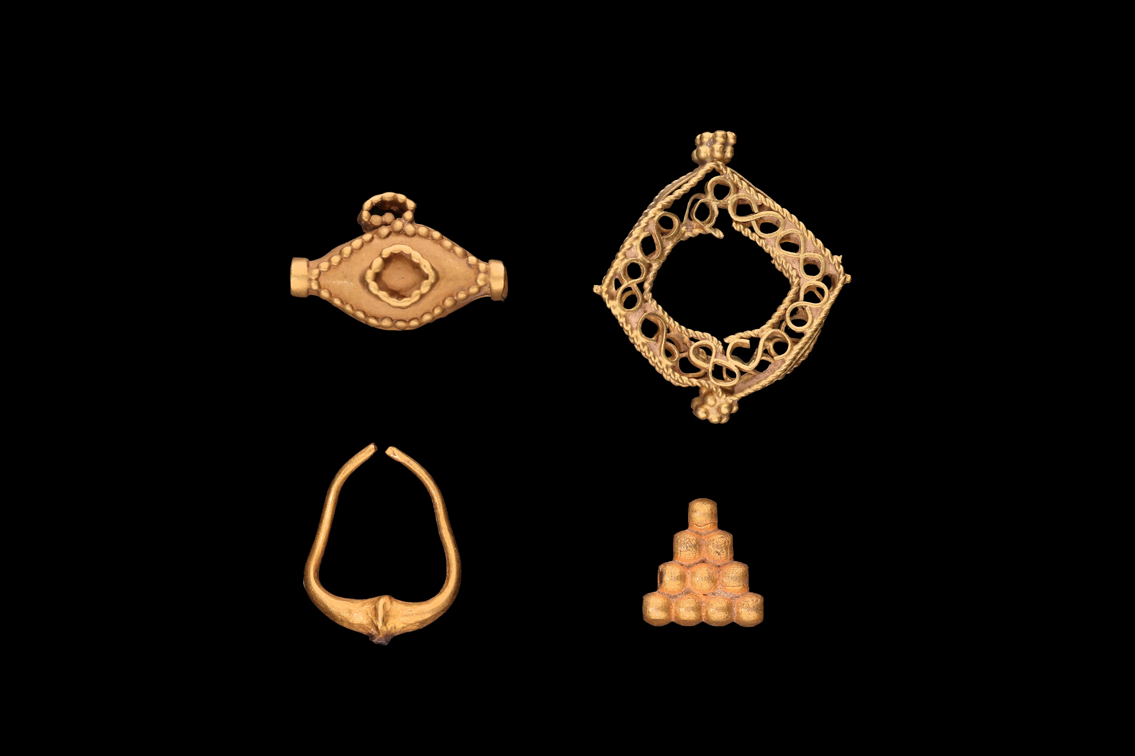 COLLECTION OF GREEK GOLD JEWELLERY ITEMS