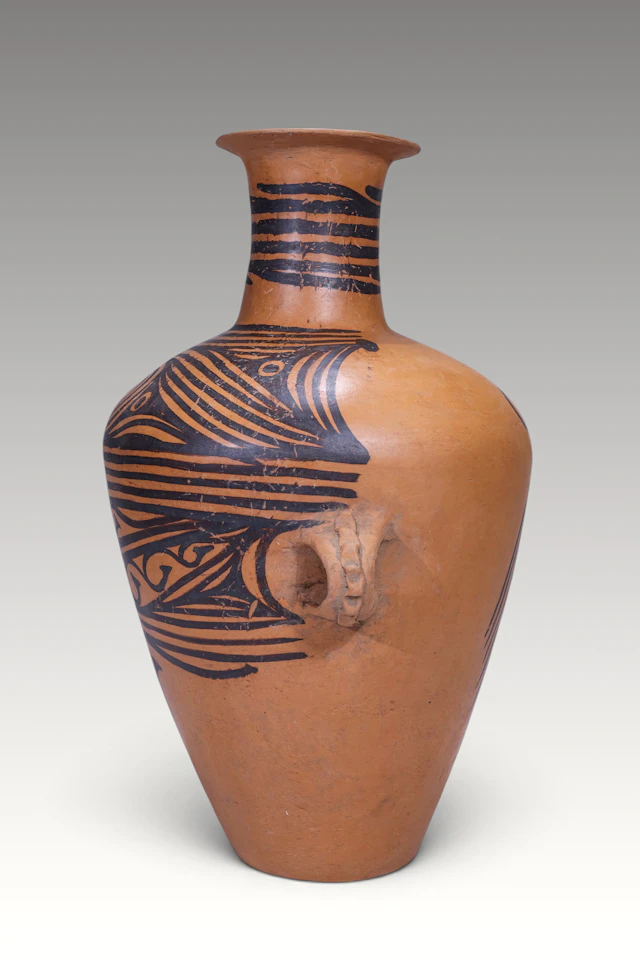 CHINESE MAJIAYAO PAINTED POTTERY VASE