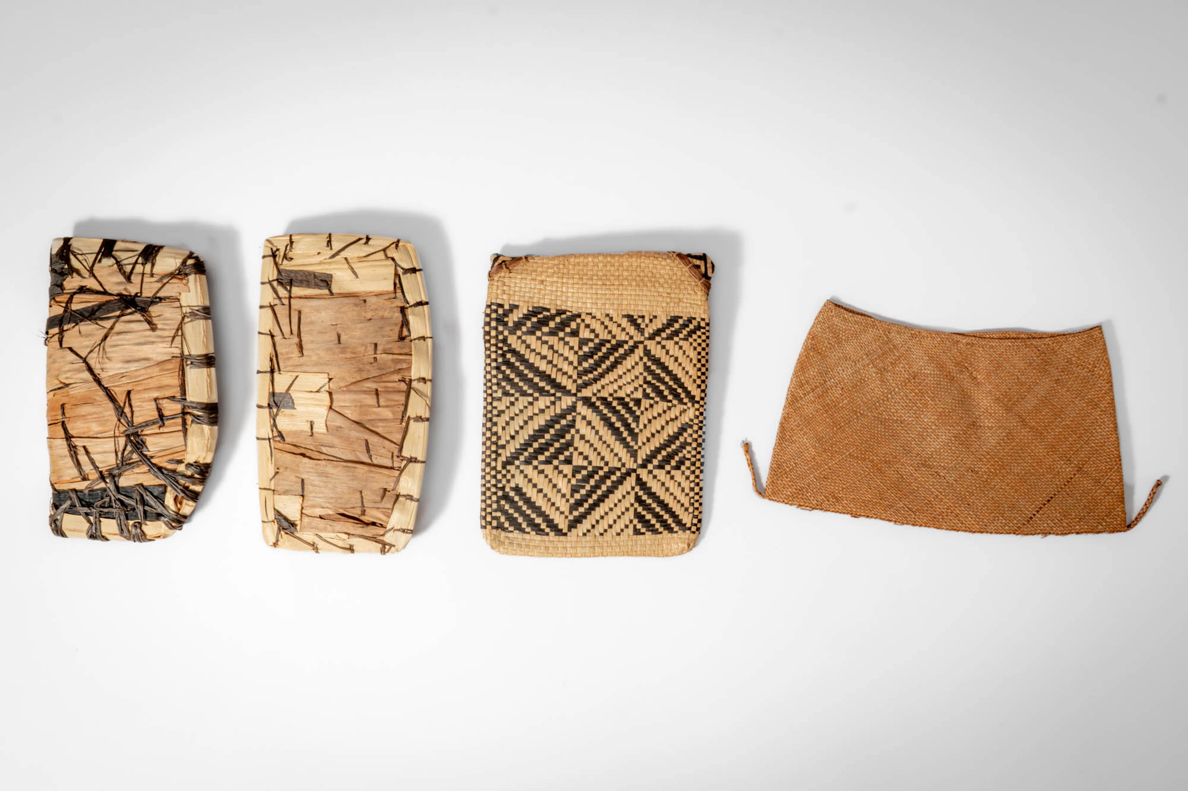 GROUP OF MANGBETU NEGBE AND YAP ISLAND BAG
