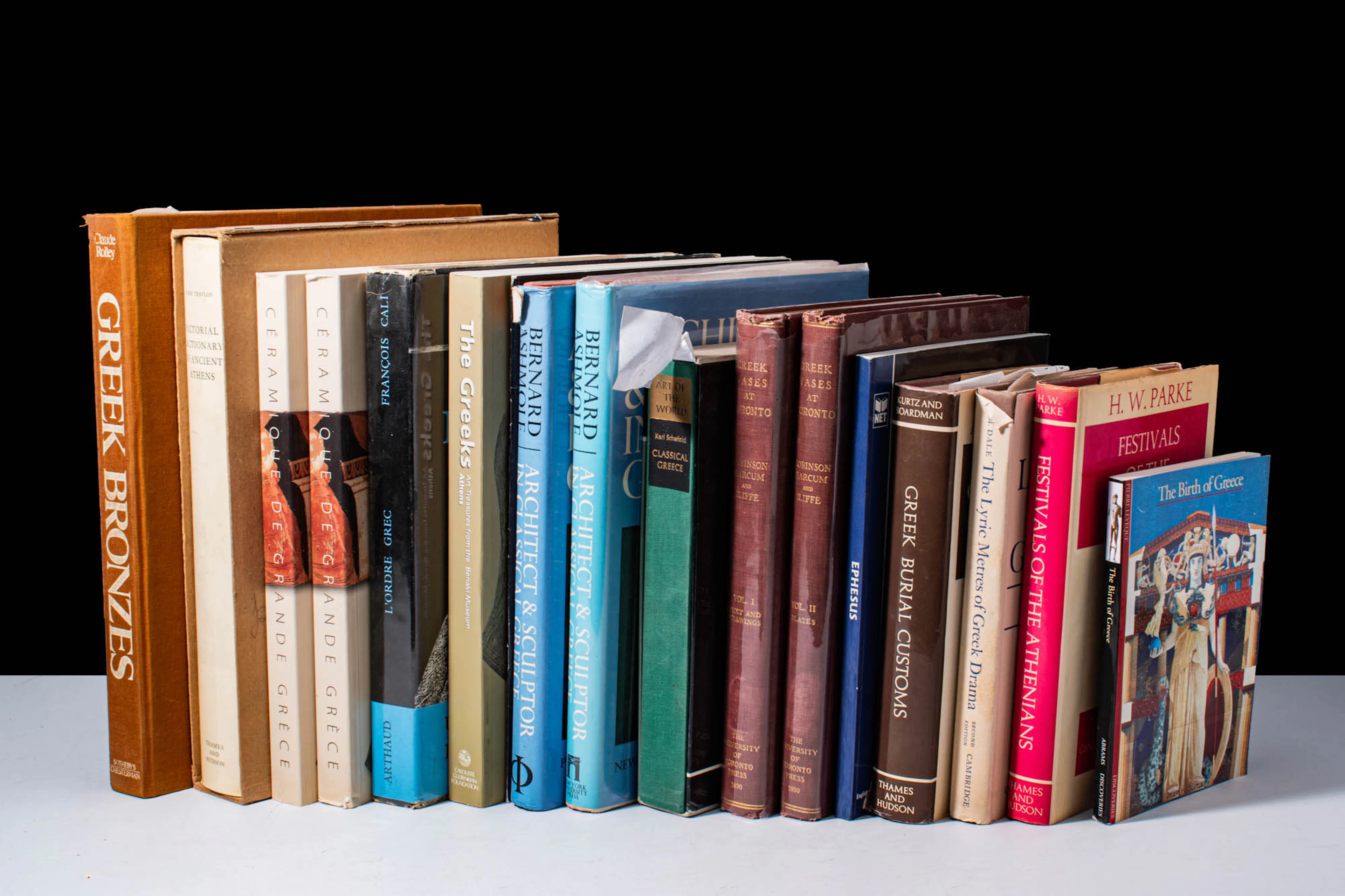 PRINCE LIBRARY - COLLECTION OF BOOKS ON ANCIENT GREEK ART