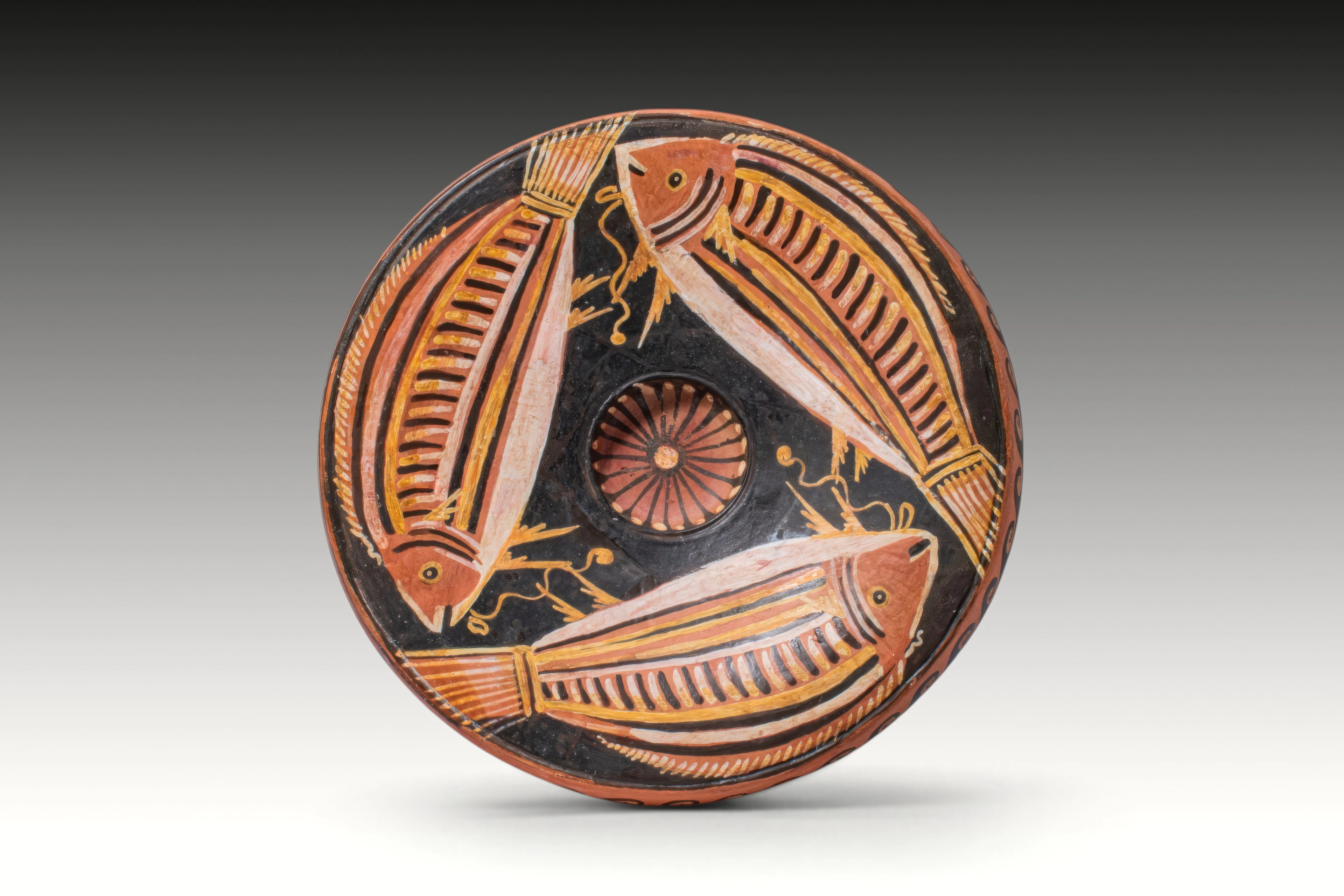 RARE APULIAN POLYCHROME FISH PLATE
