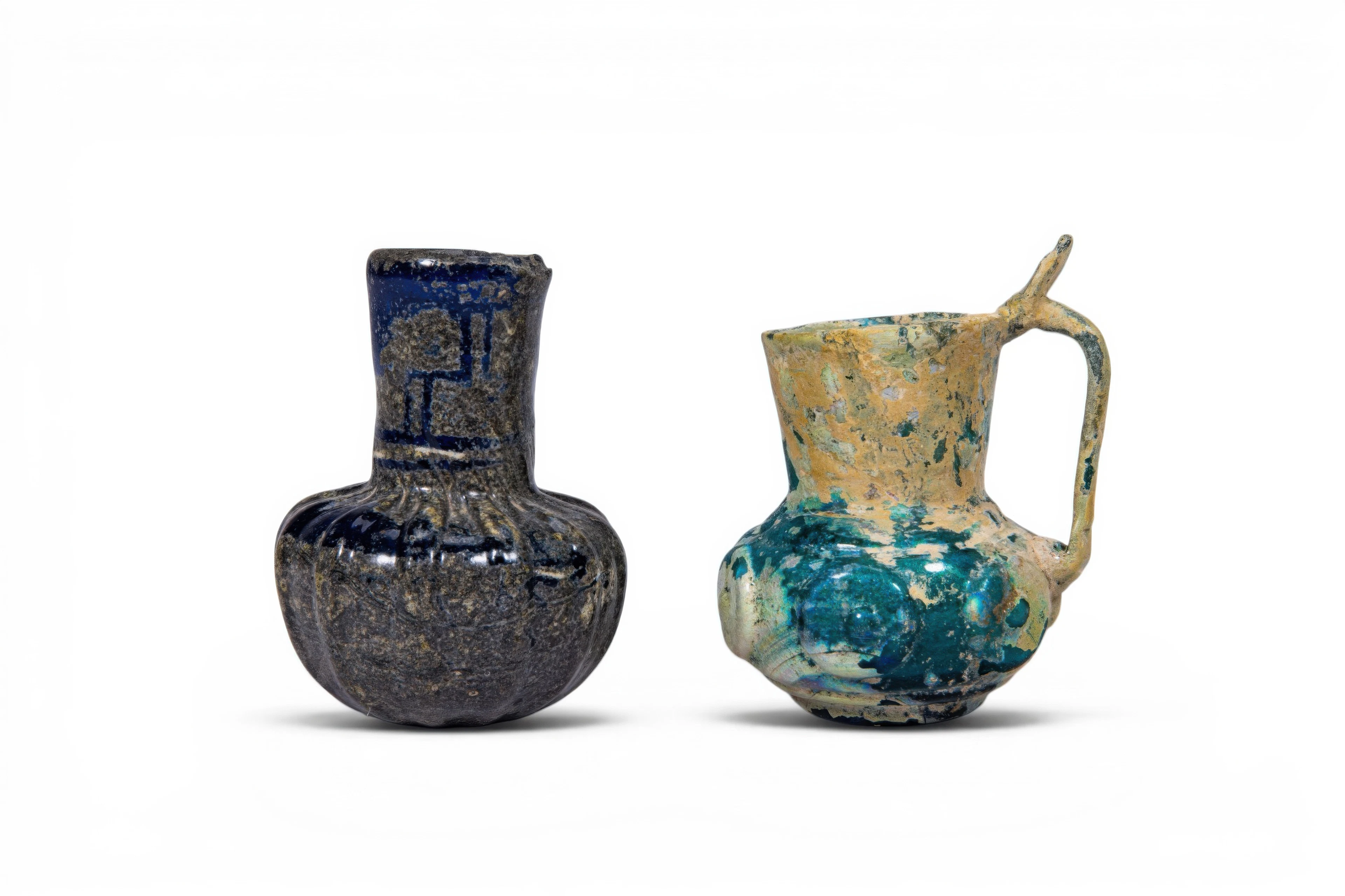 PAIR OF UMAYYAD GLASS VESSELS