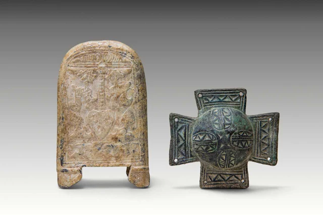 PAIR OF MEDIEVAL BRONZE AND LEAD SCABBARD FITTINGS