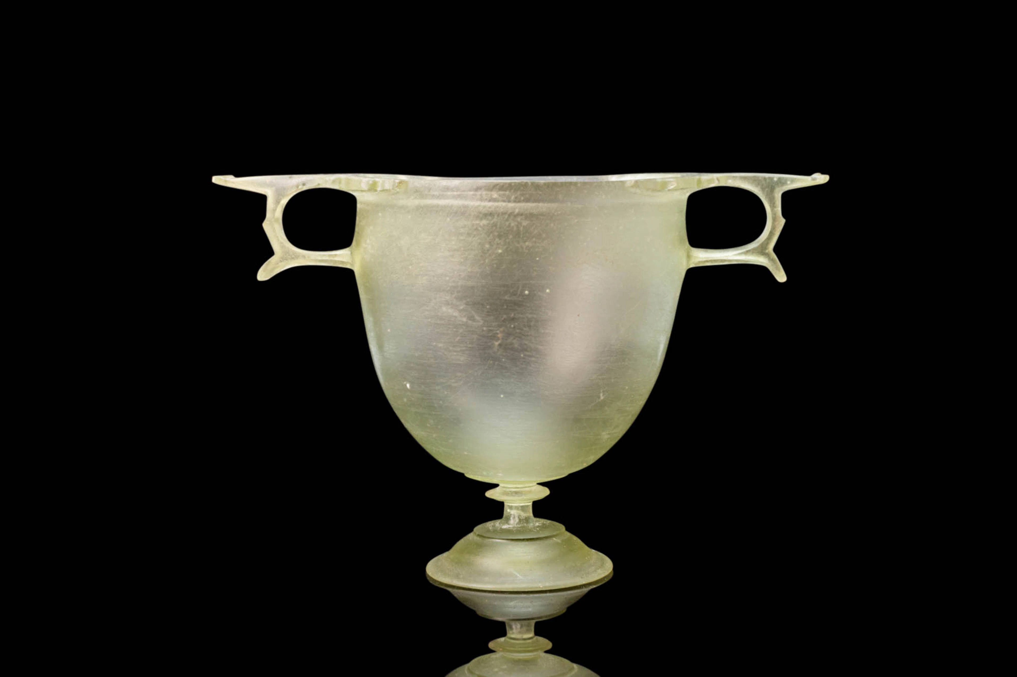 HELLENISTIC CUT GLASS SKYPHOS