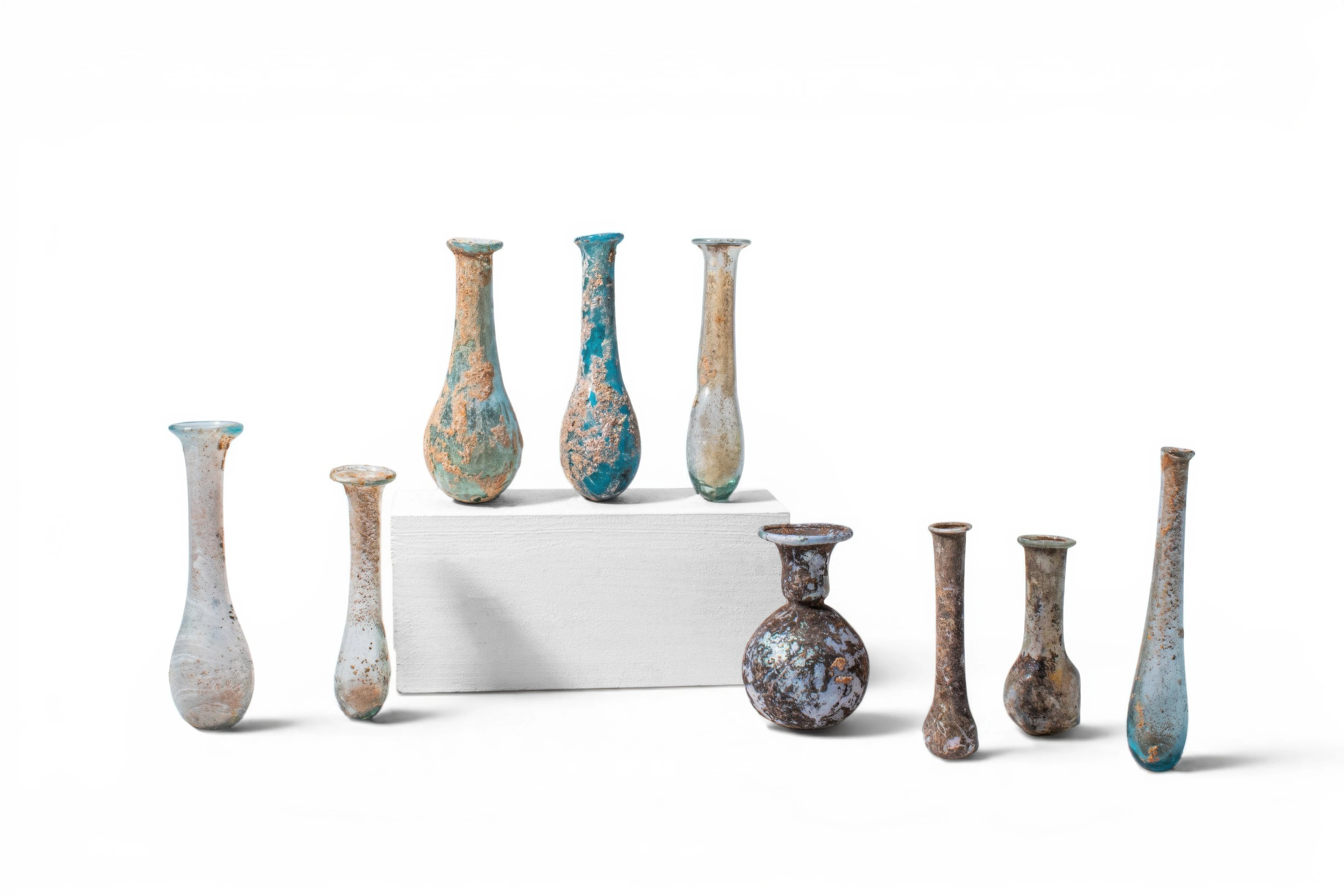 LARGE COLLECTION OF ROMAN GLASS UNGUENTARIA