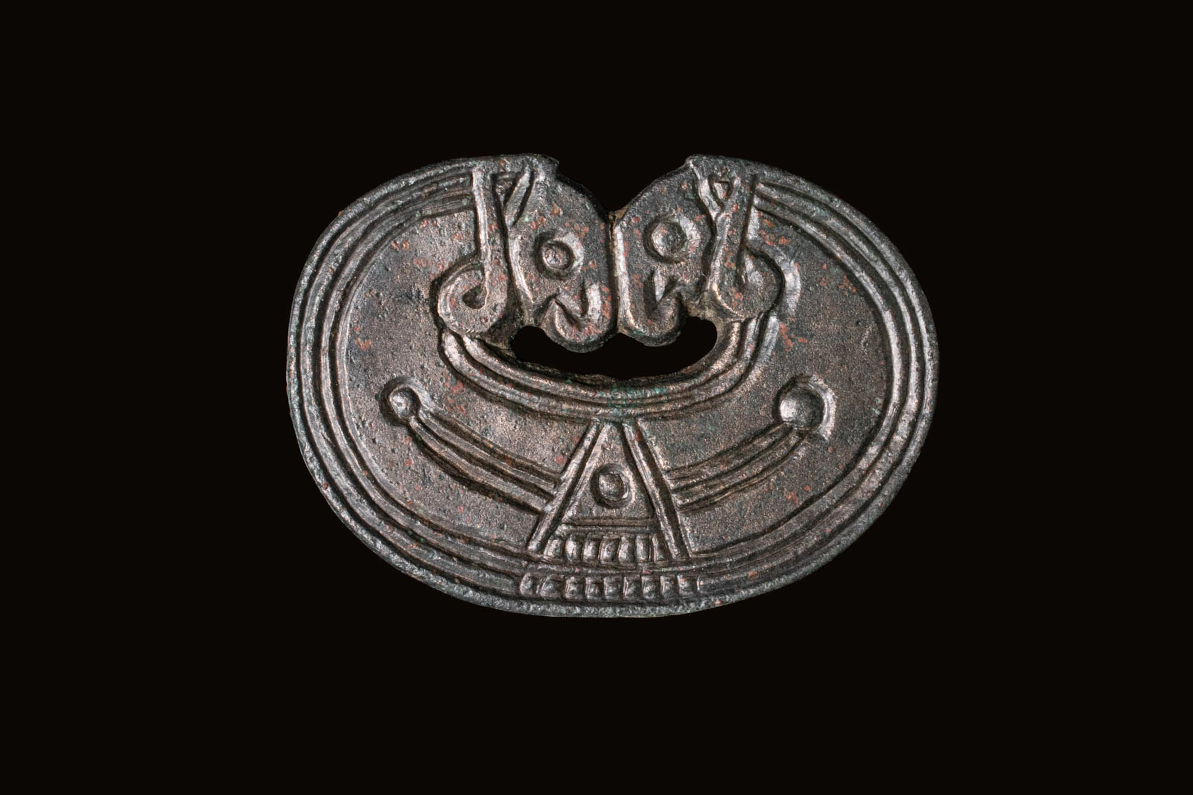 VIKING BRONZE AMULET WITH RAVEN HEADS