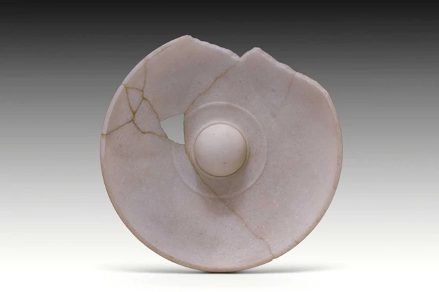 GREEK MARBLE MESOMPHALOS SHALLOW BOWL