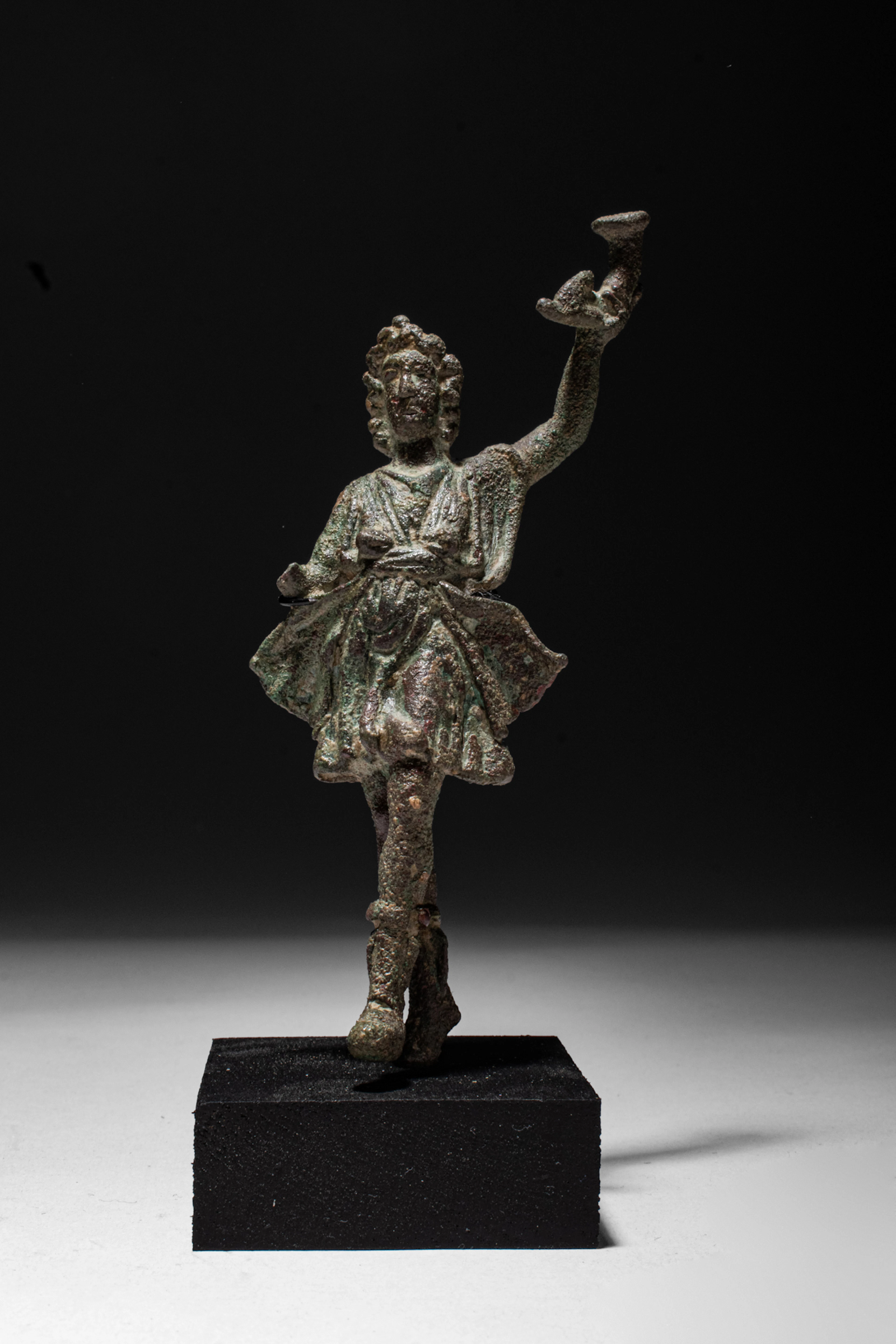 ROMAN BRONZE FIGURINE OF LAR