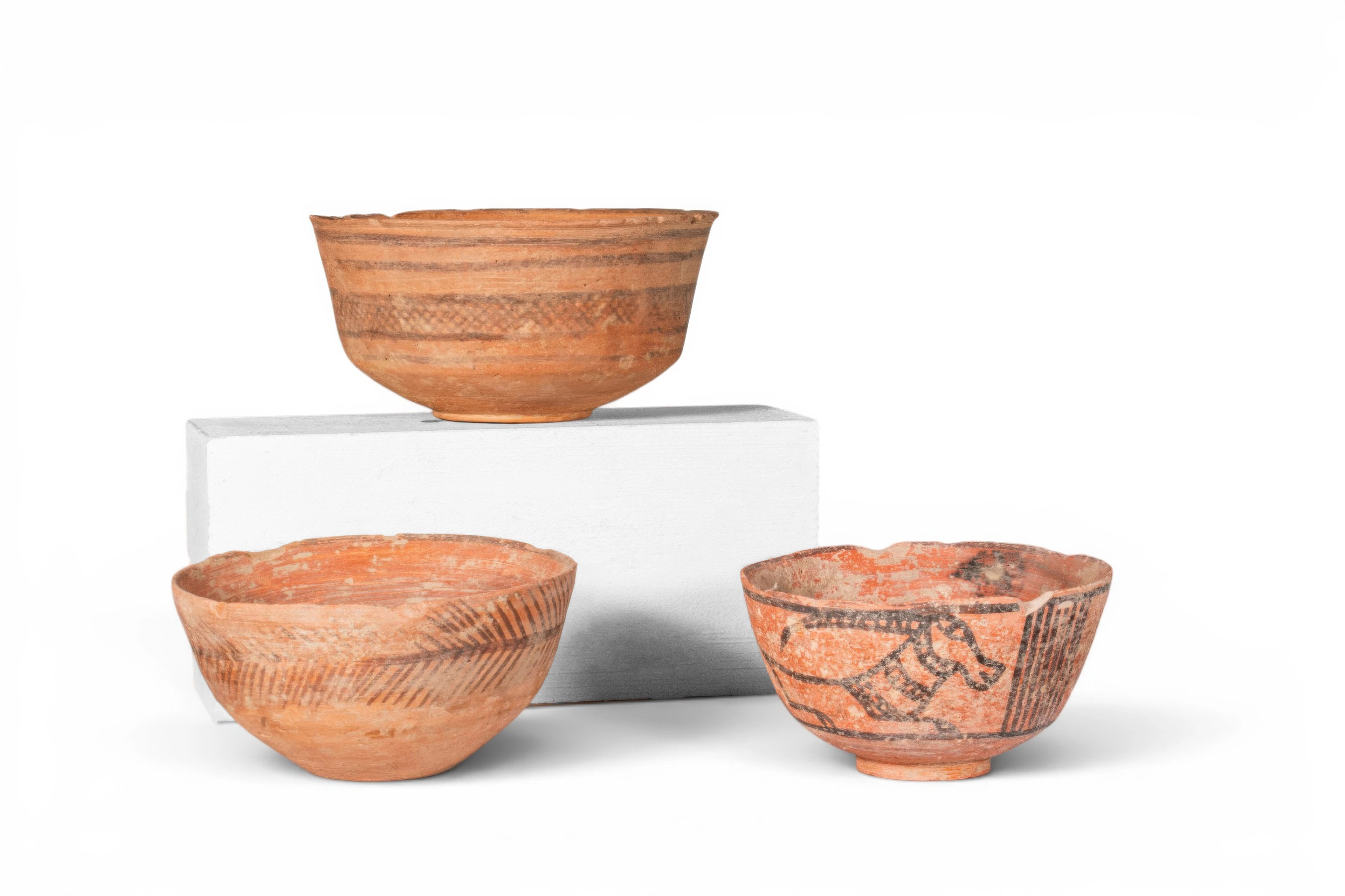 COLLECTION OF INDUS VALLEY TERRACOTTA BOWLS WITH PAINTED DECORATION