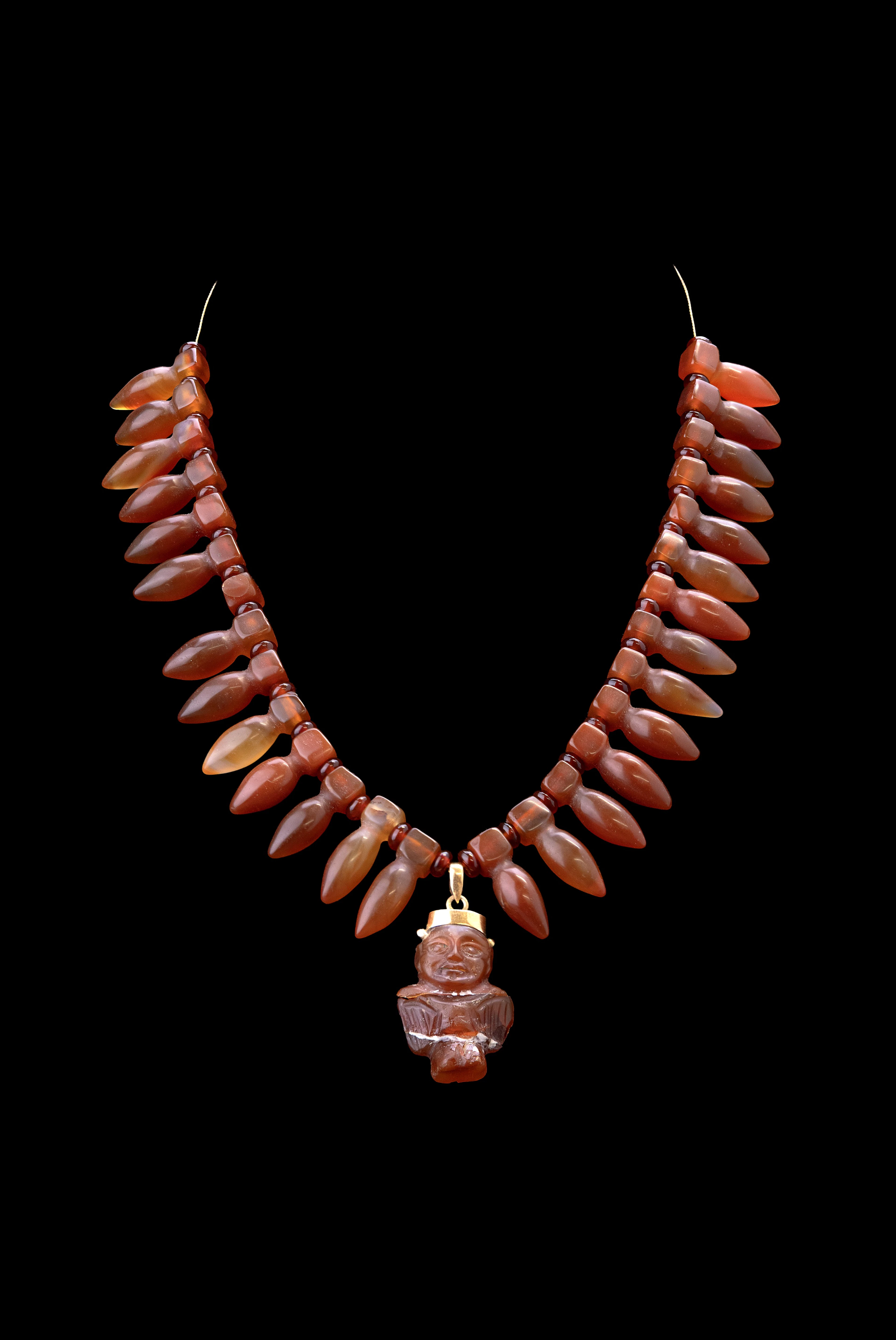 RARE EGYPTIAN CARNELIAN NECKLACE WITH PENDANTS