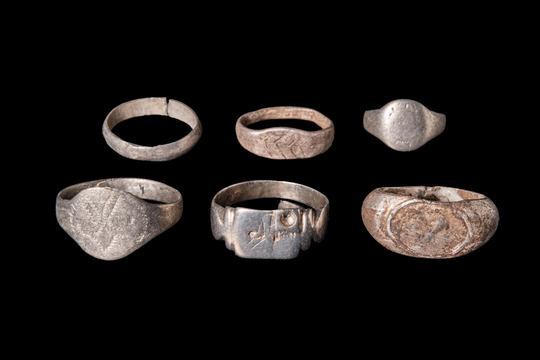 COLLECTION OF MEDIEVAL SILVER RINGS