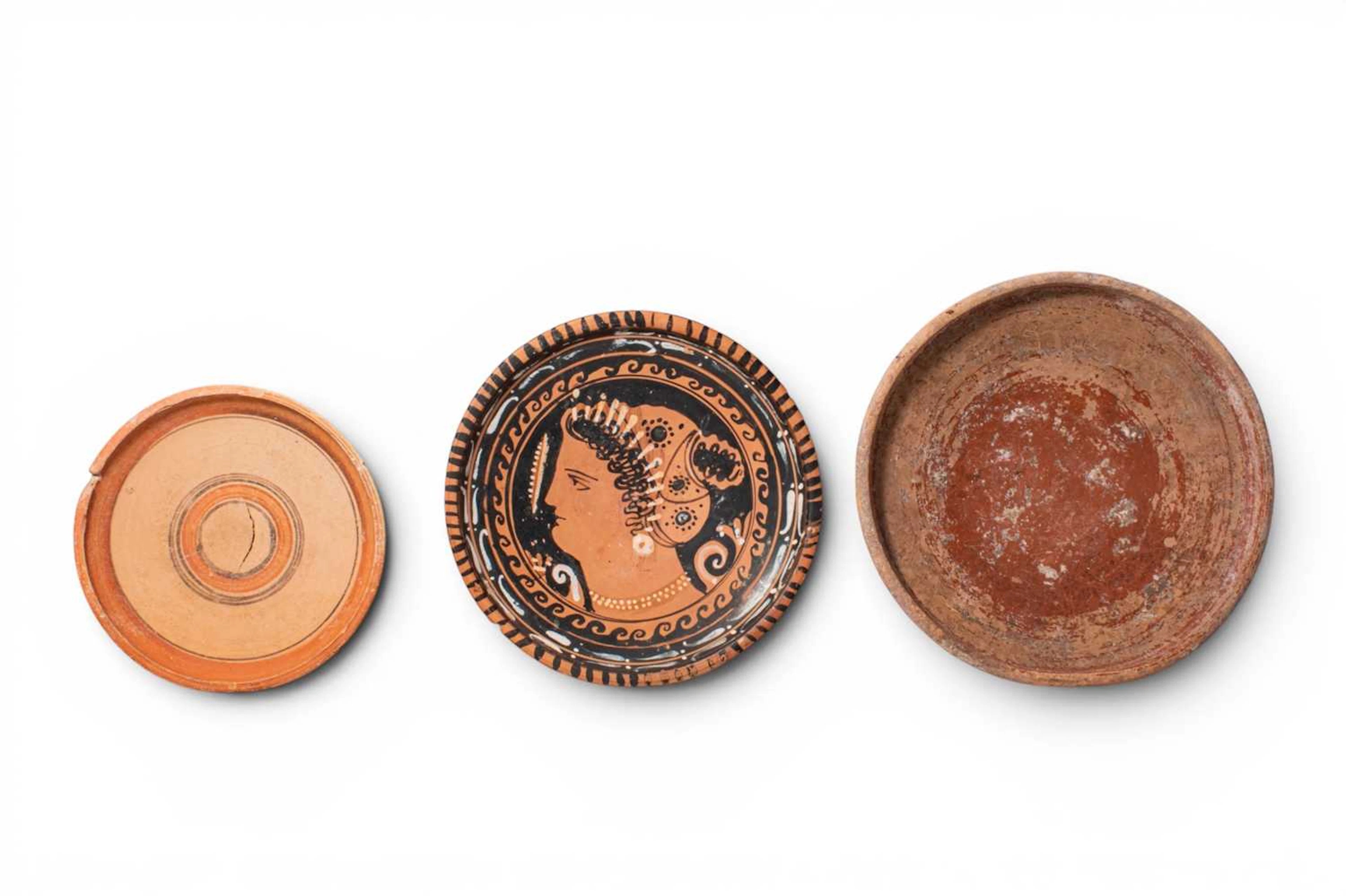 COLLECTION OF DAUNIAN AND APULIAN TERRACOTTA BOWLS