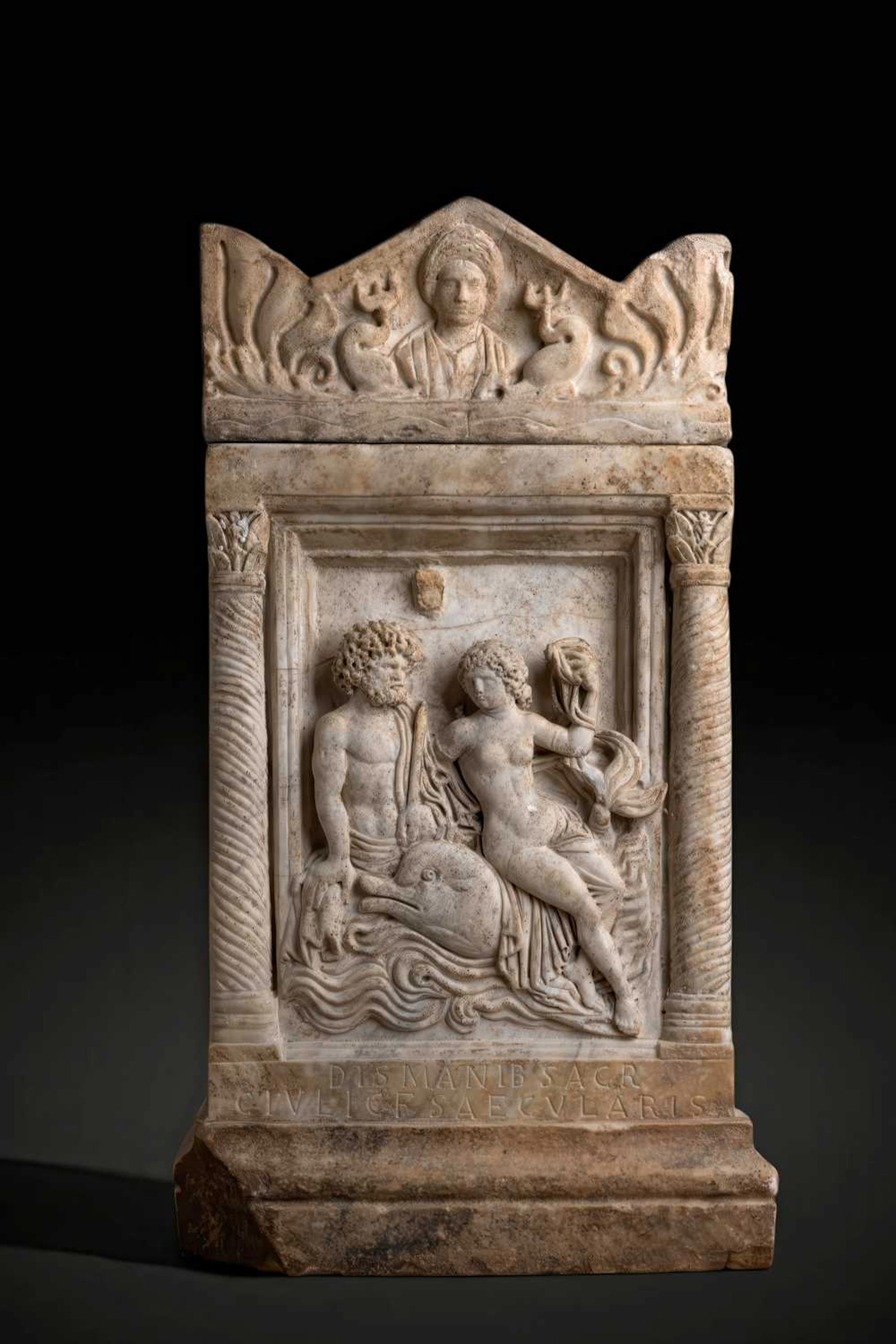 ROMAN MARBLE FUNERARY ALTAR WITH MYTHOLOGICAL SCENES AND INSCRIPTION