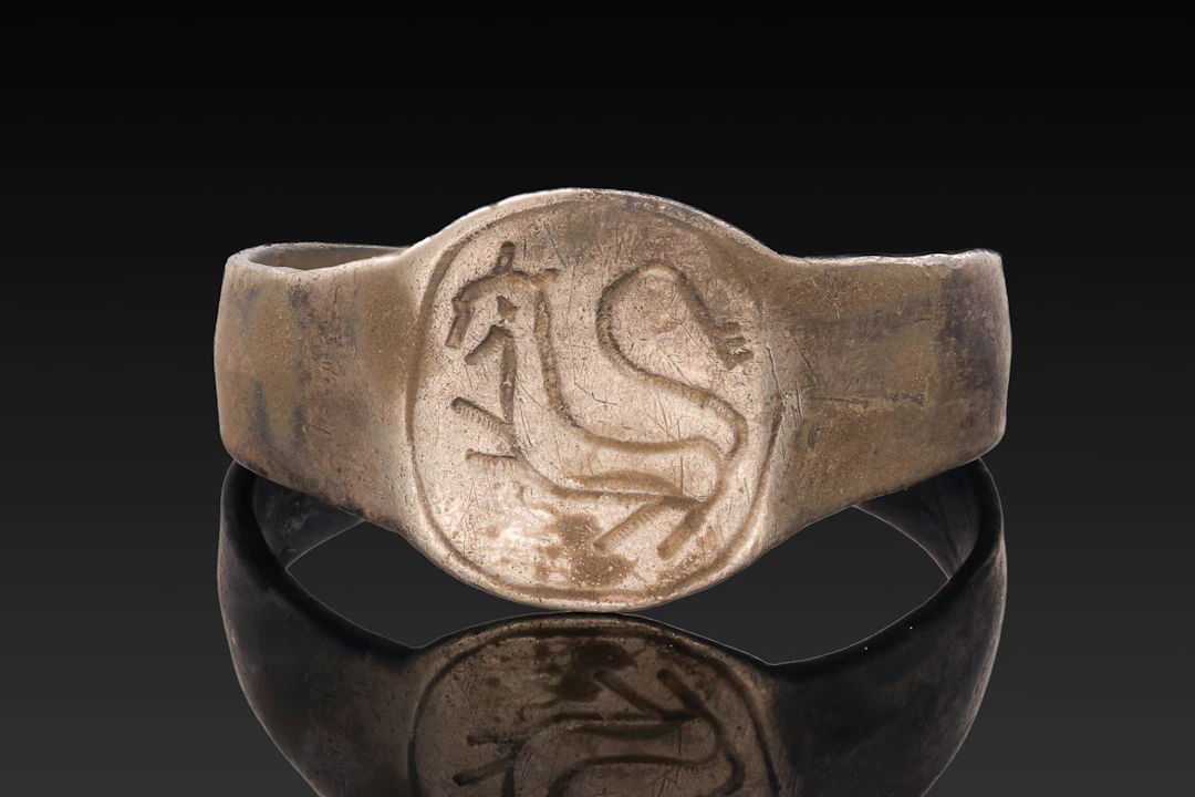 VIKING SILVER RING WITH WILD ANIMAL