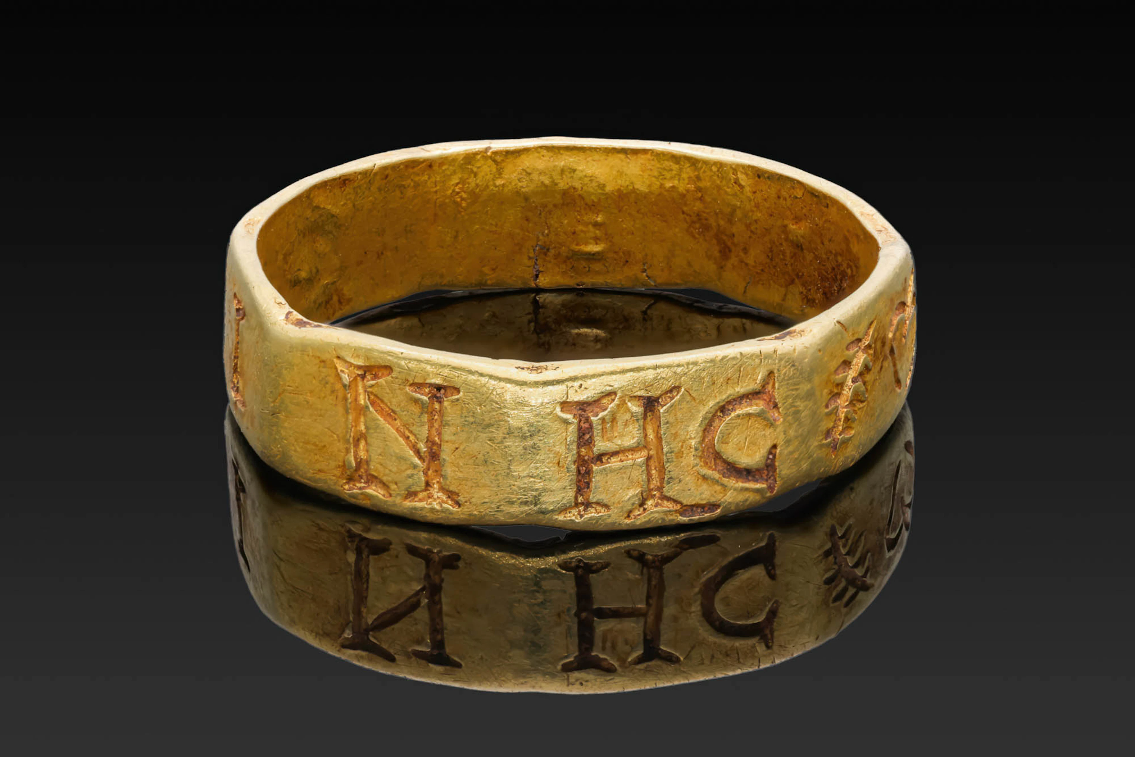 ROMAN GOLD RING WITH INSCRIPTION