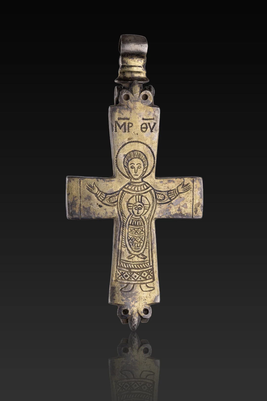 LARGE BYZANTINE SILVER-GILT ENKOLPION WITH CRUCIFIXION