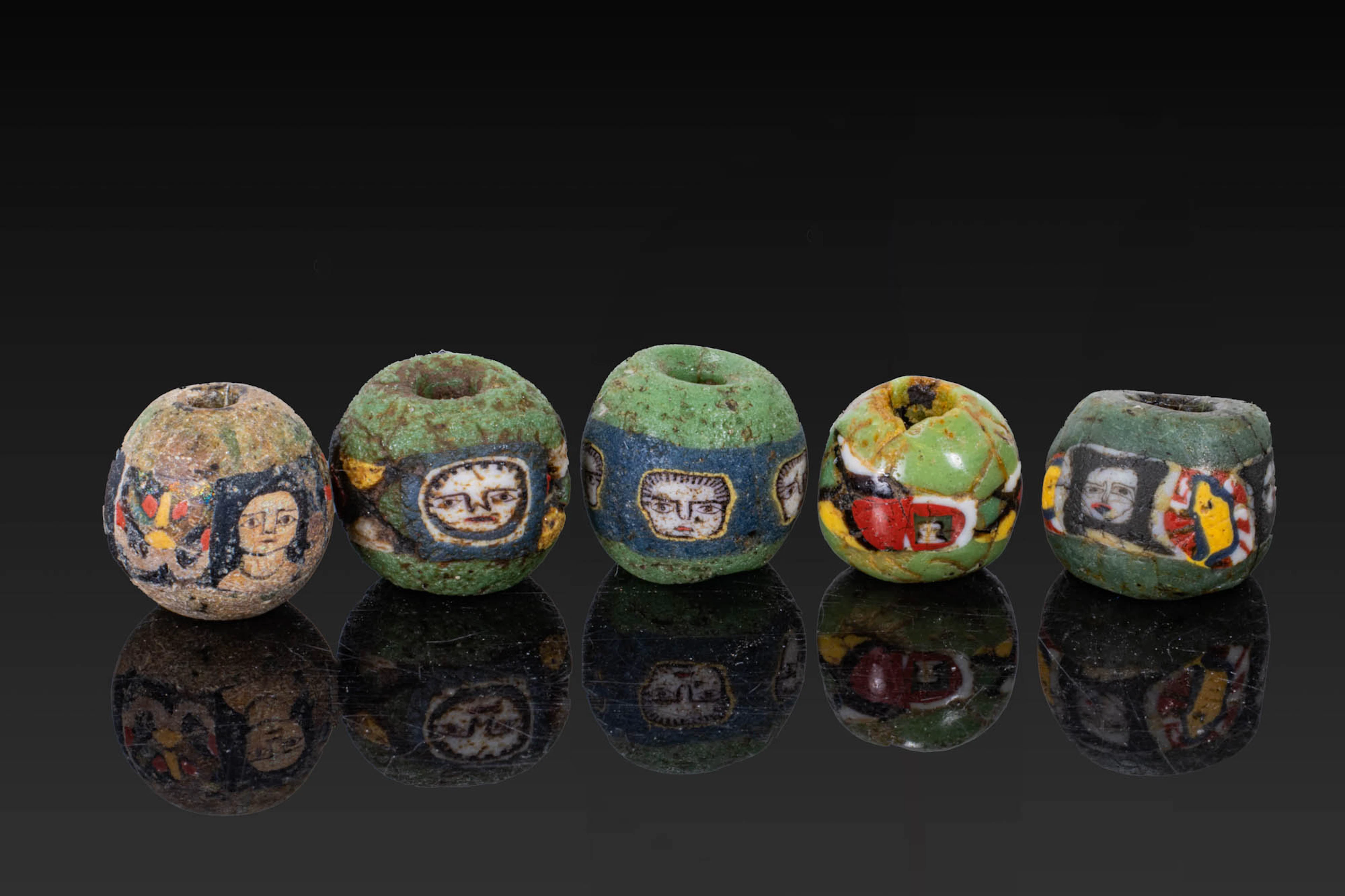 COLLECTION OF ROMAN MOSAIC GLASS BEADS WITH FACES