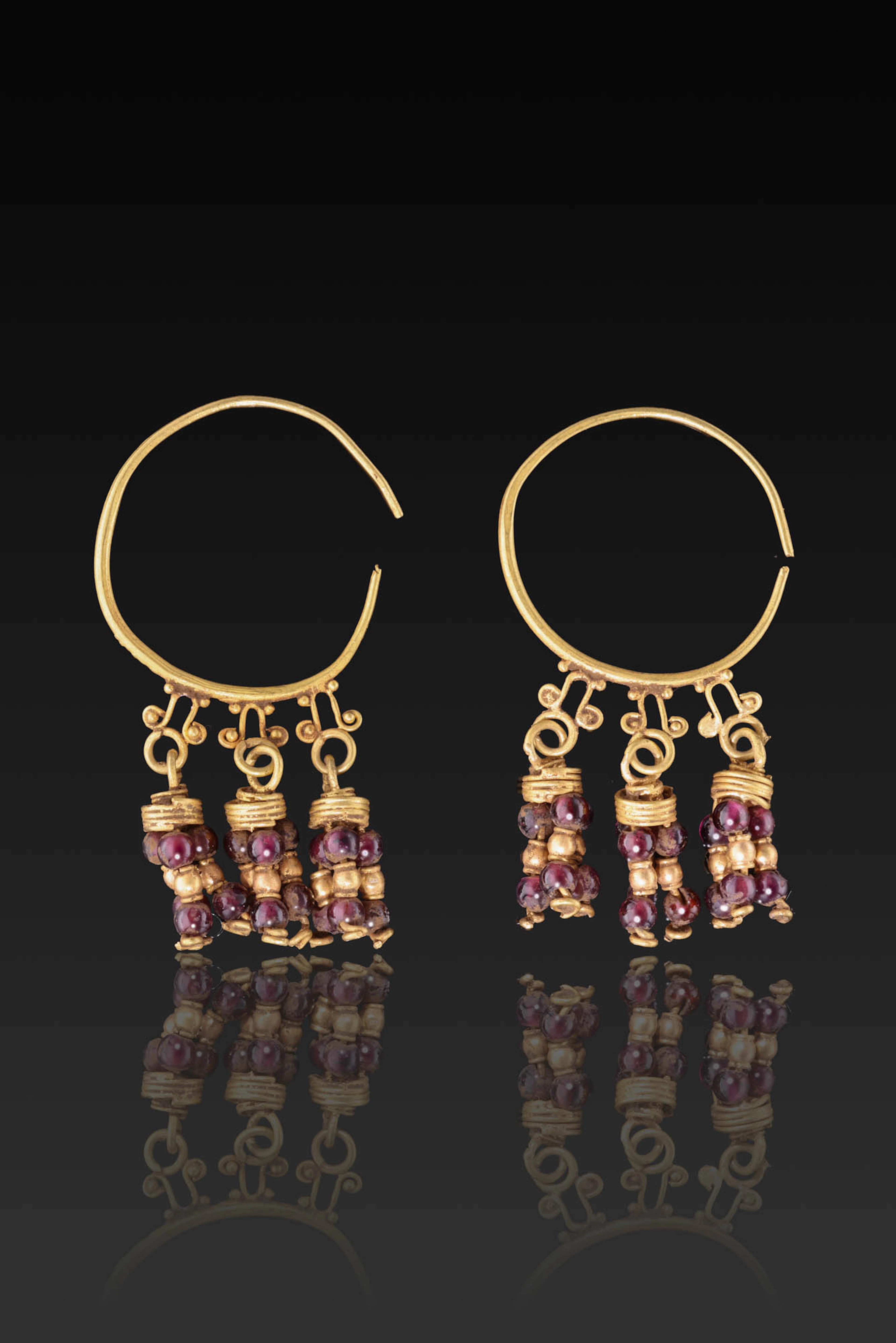 MATCHED PAIR OF BYZANTINE GOLD EARRINGS WITH DANGLES
