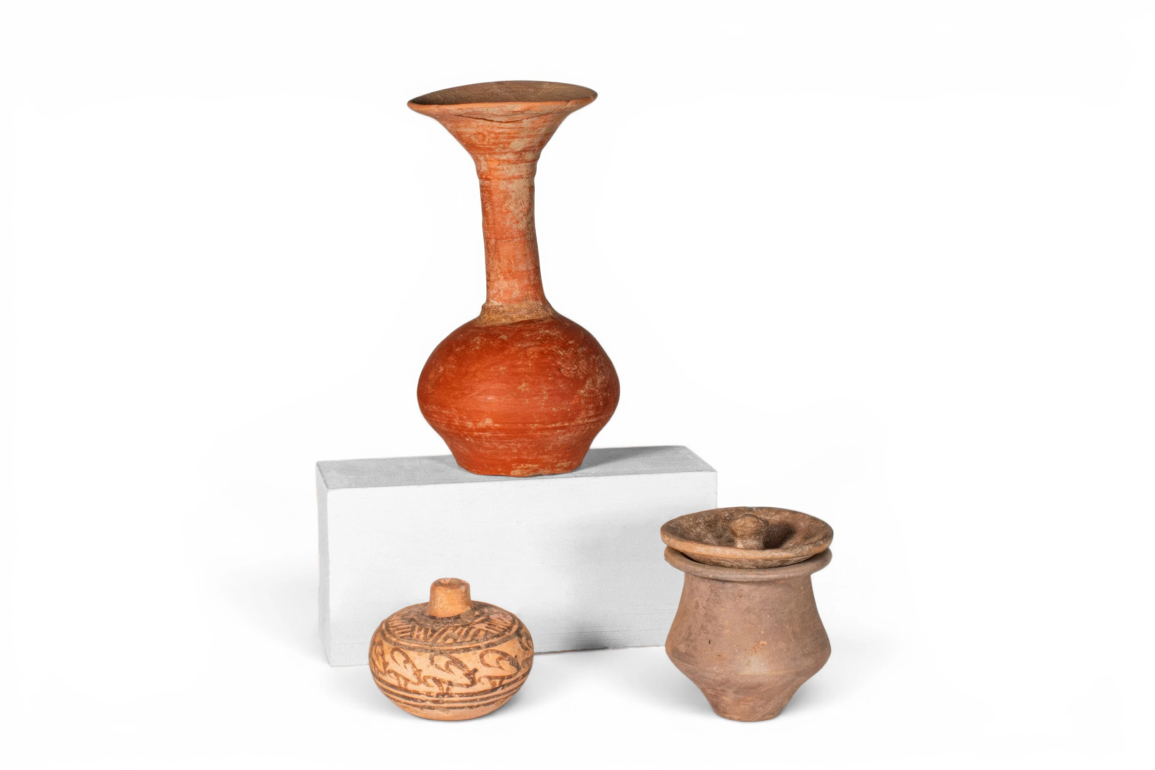 COLLECTION OF BRONZE AGE TERRACOTTA VESSELS