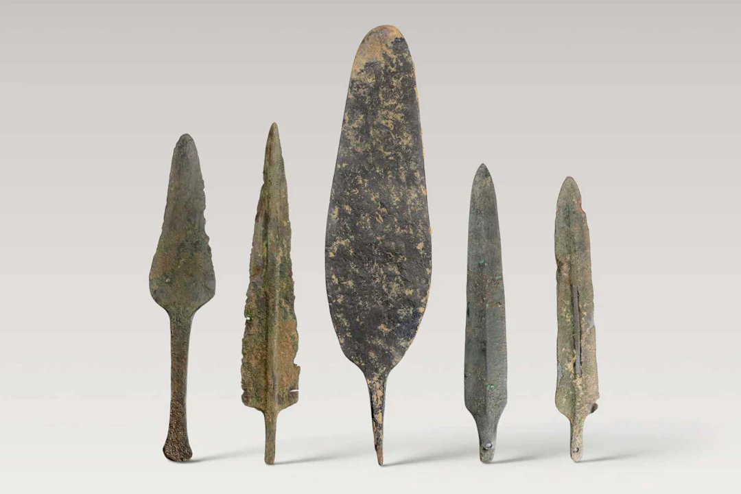 COLLECTION OF BRONZE AGE / EARLY GREEK BLADES