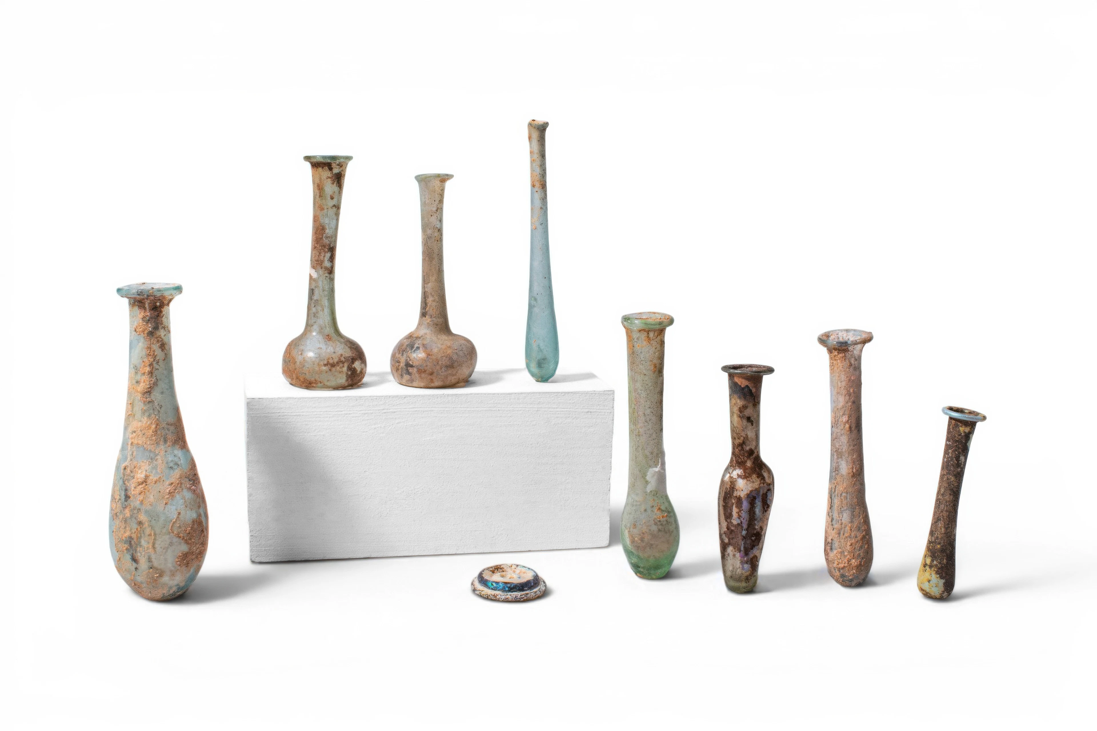 LARGE COLLECTION OF ROMAN GLASS UNGUENTARIA