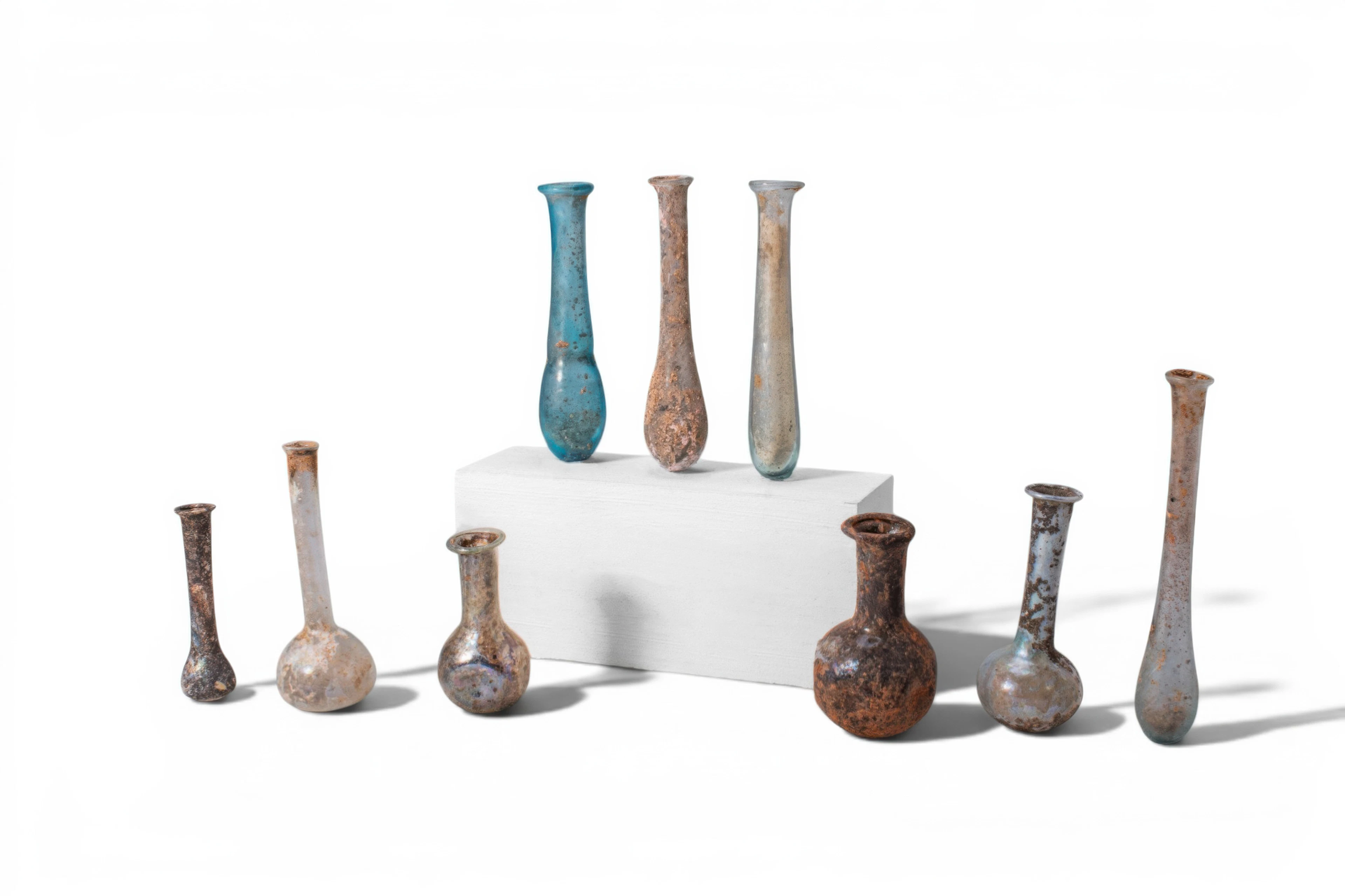 LARGE COLLECTION OF ROMAN GLASS UNGUENTARIA