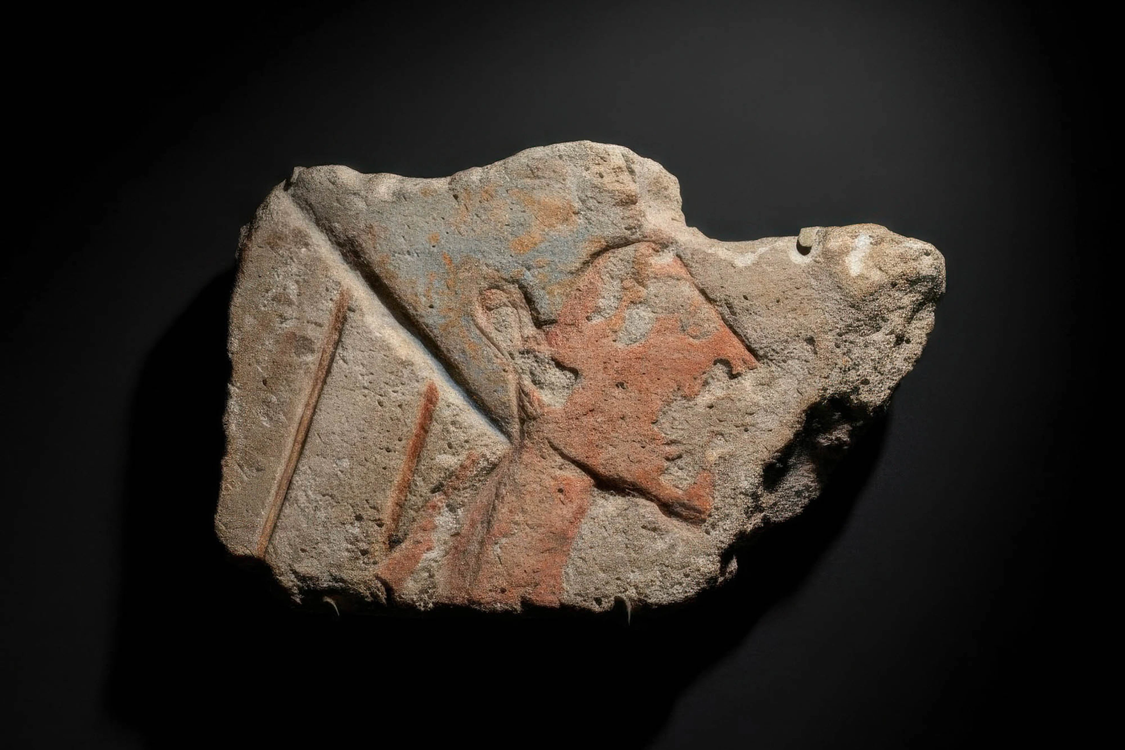 EGYPTIAN, AMARNA PERIOD LIMESTONE RELIEF
