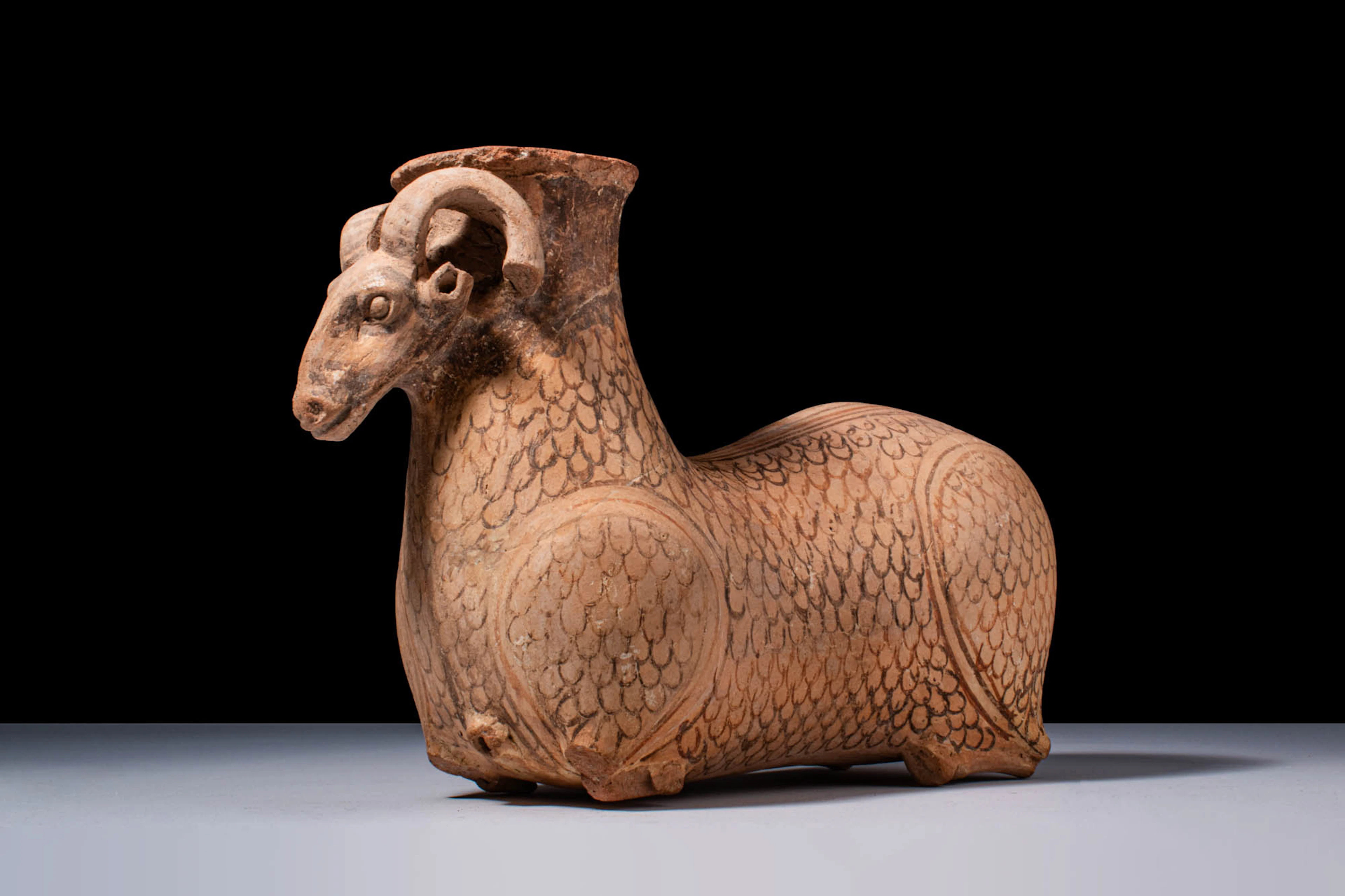 SUPERB GREEK TERRACOTTA RAM-SHAPED ASKOS - TL TESTED