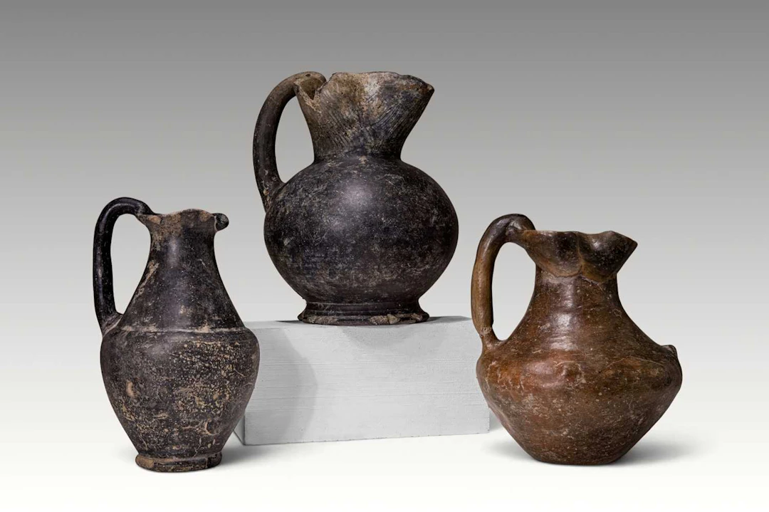 COLLECTION OF VILLANOVAN VESSELS