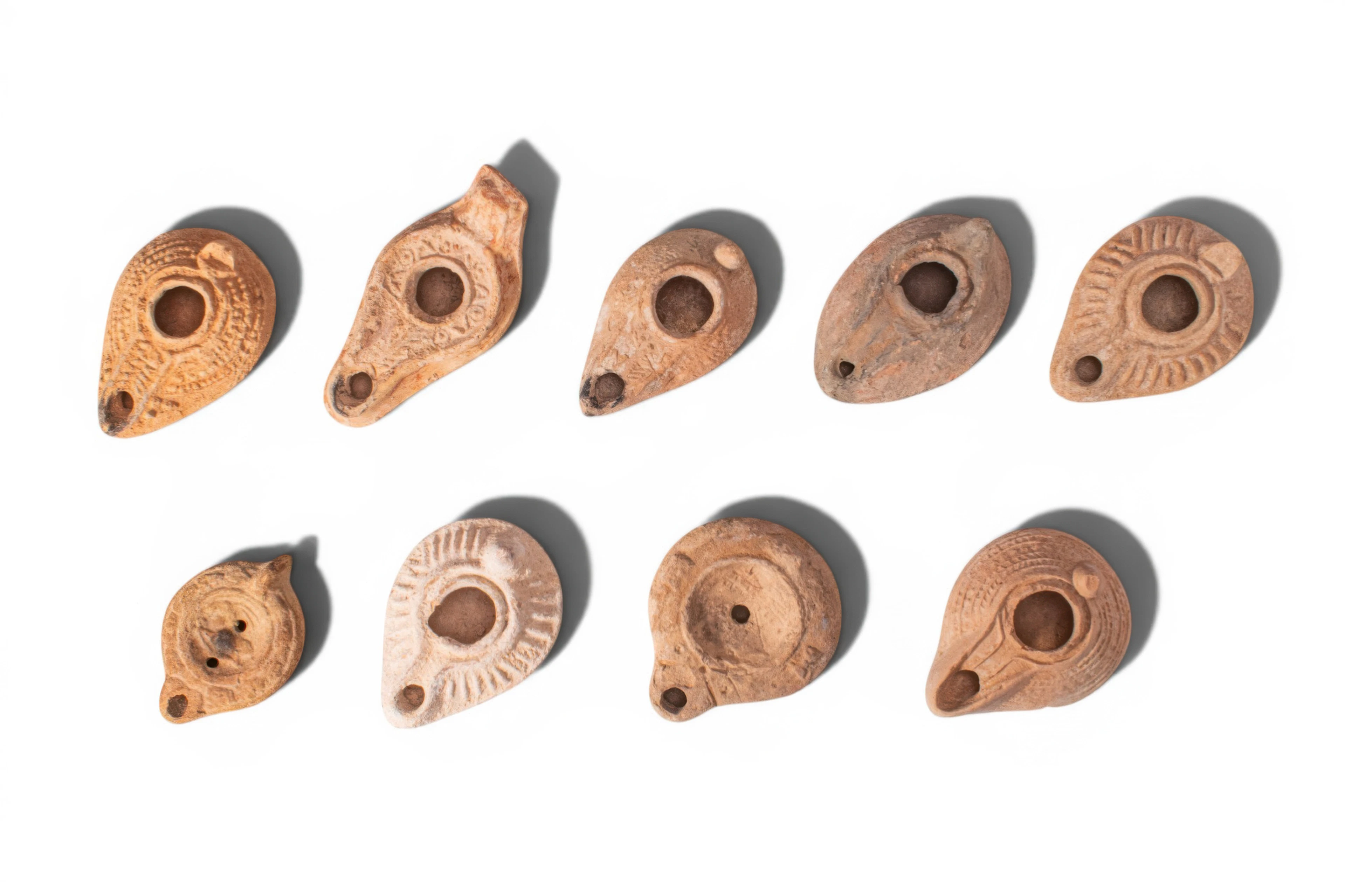 LARGE COLLECTION OF ROMAN AND BYZANTINE TERRACOTTA OIL LAMPS