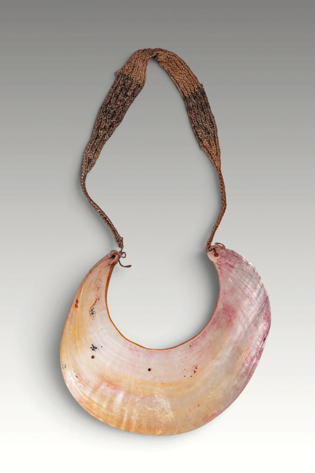 PAPUA NEW GUINEA KINA SHELL PECTORAL NECKLACE