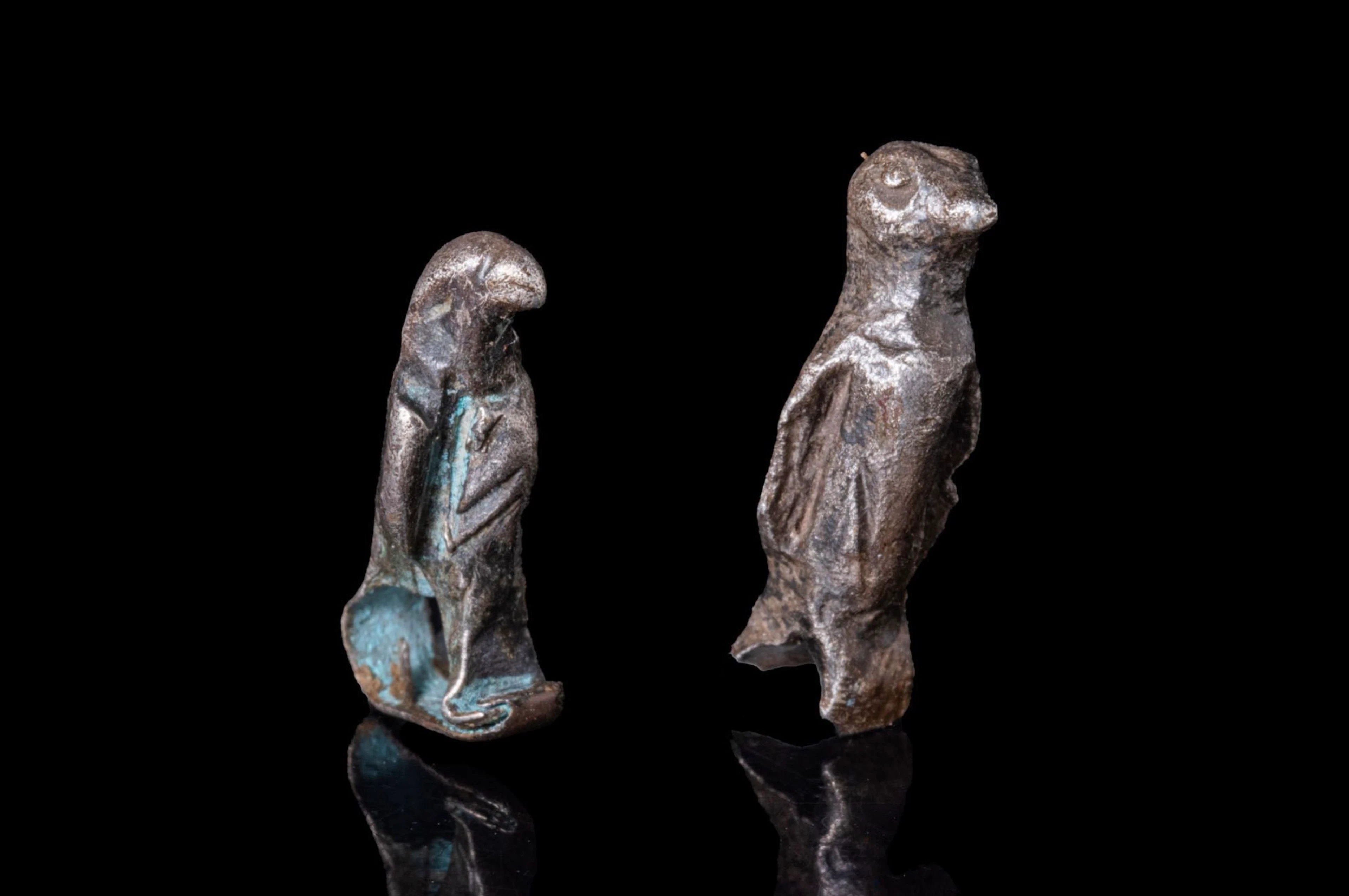 PAIR OF ROMAN SILVER LEGIONARY EAGLES