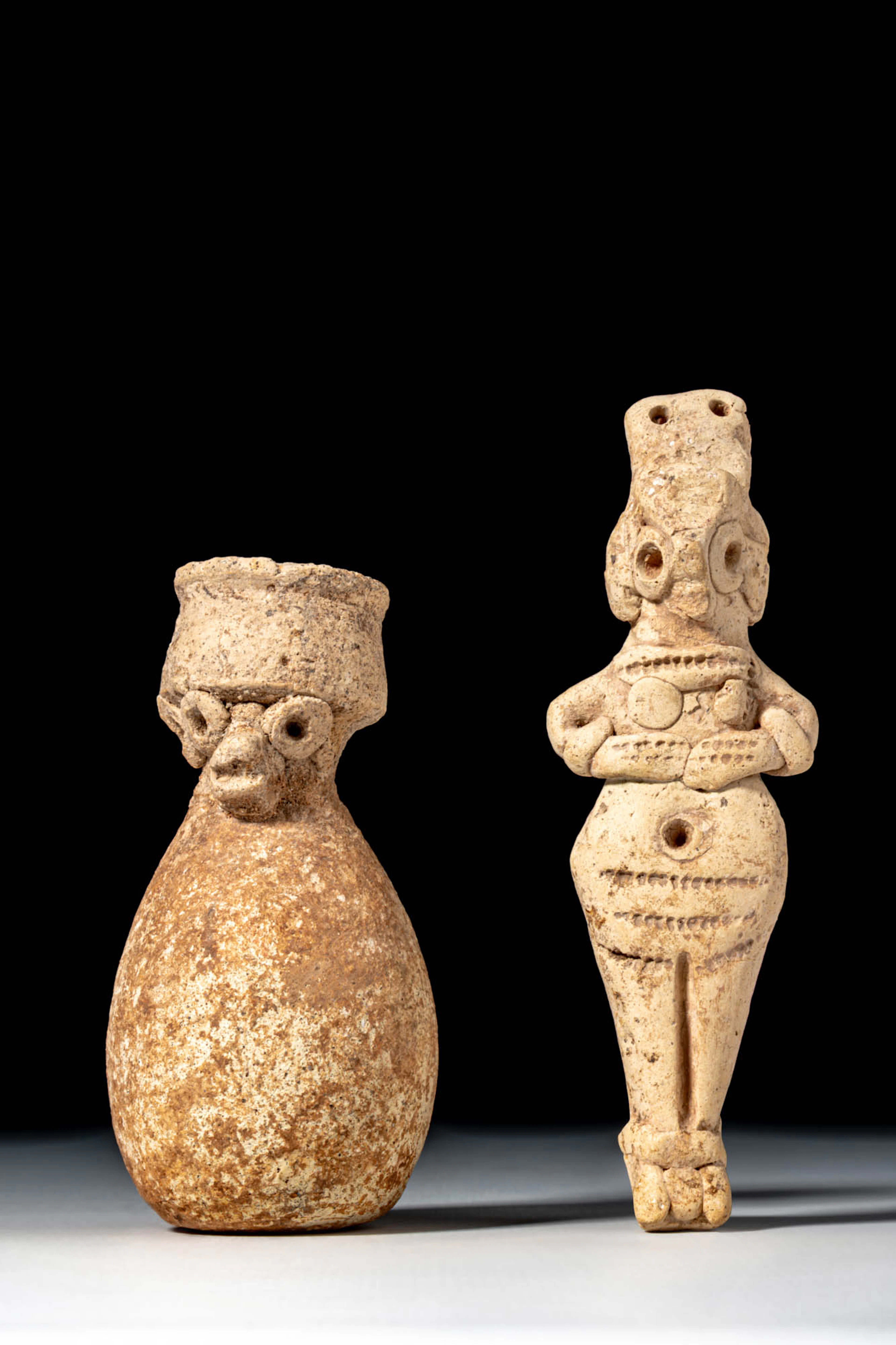 PAIR OF ANATOLIAN MEDITERRANEAN TERRACOTTA IDOLS