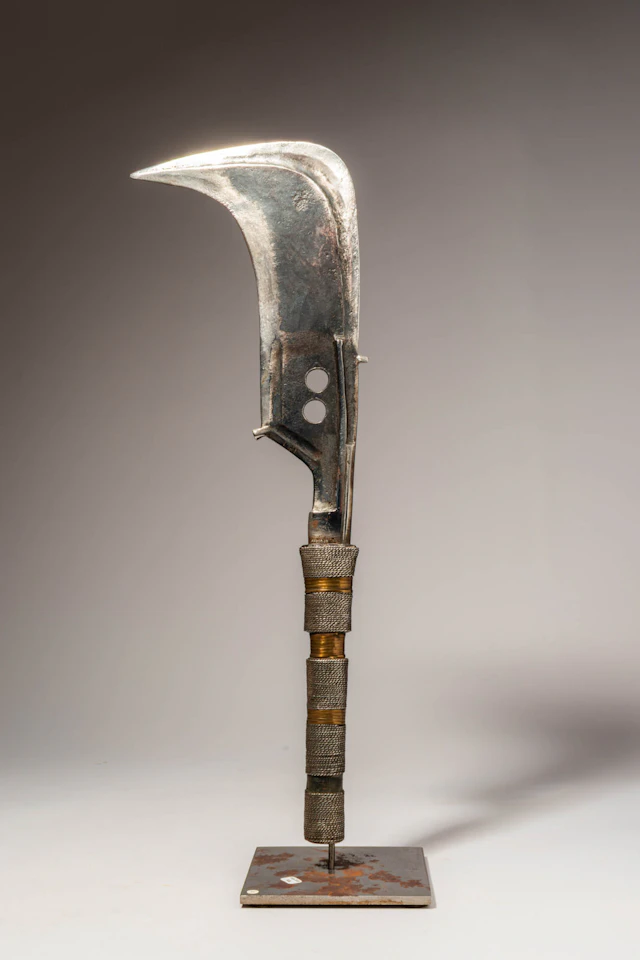 MANGBETU TRUMBASH SICKLE KNIFE