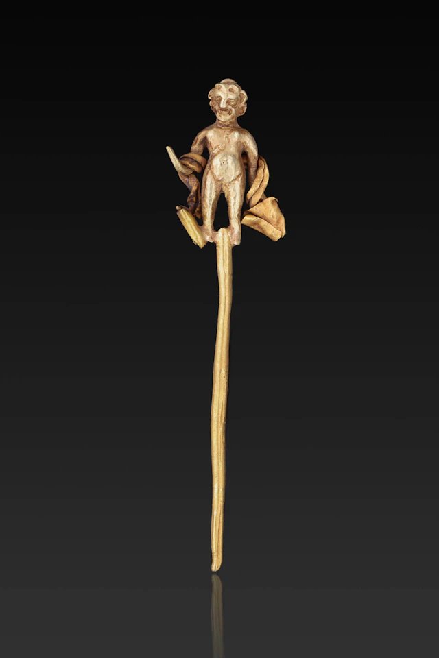 RARE ROMAN GOLD HAIRPIN WITH CUPID