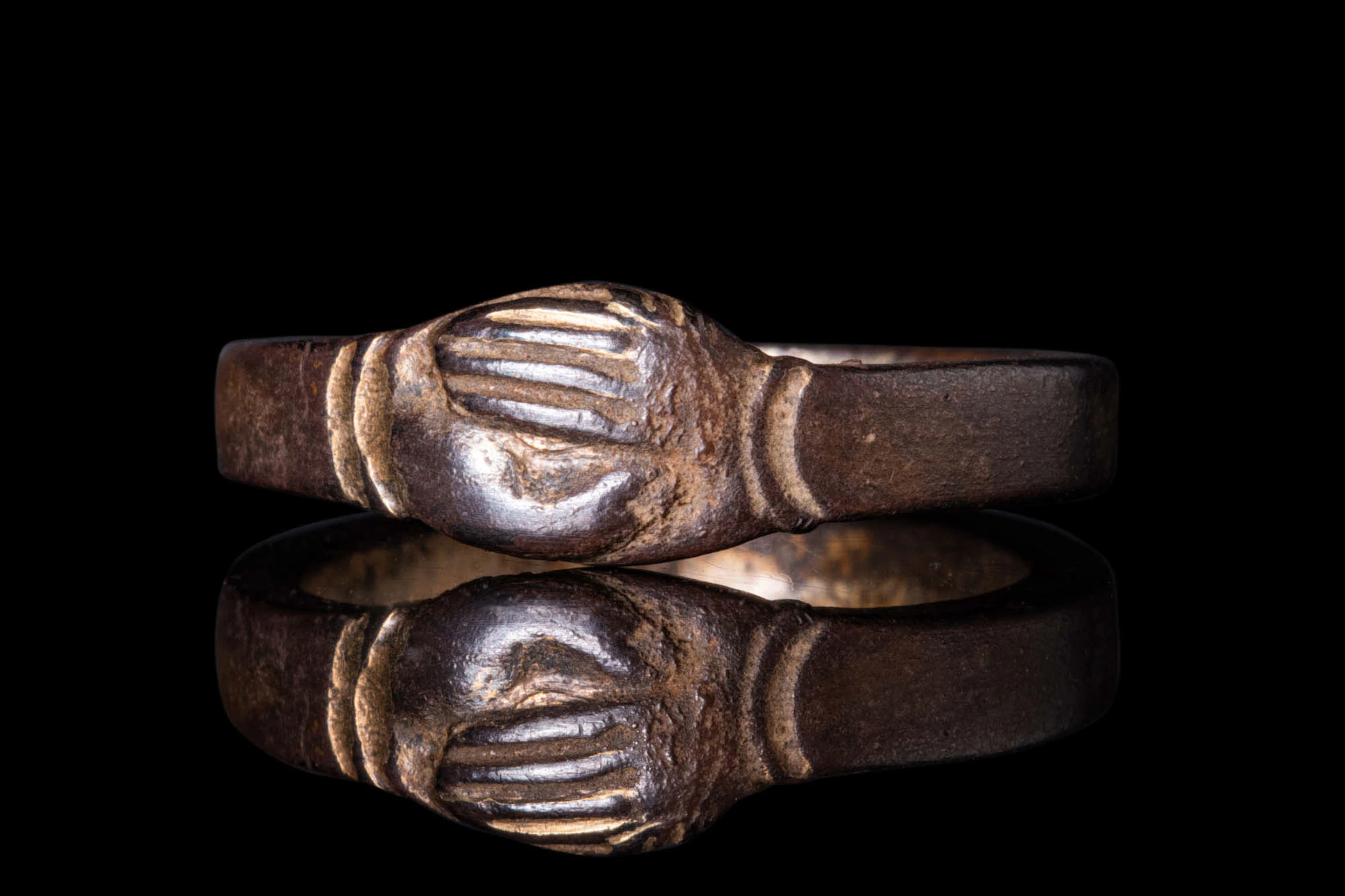 LARGE MEDIEVAL GOLD GILDED BRONZE FEDE RING