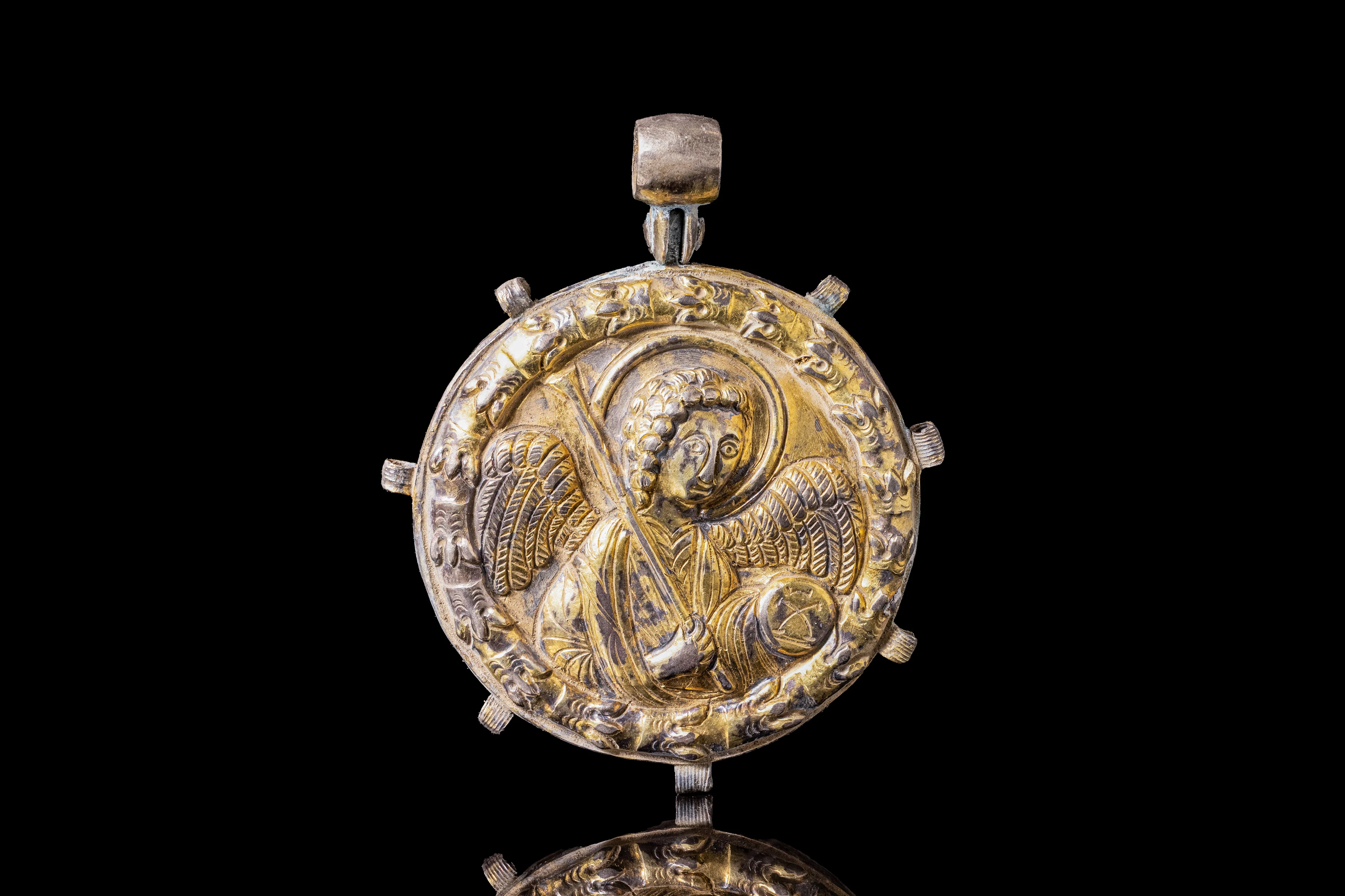 STUNNING BYZANTINE SILVER-GILT PENDANT WITH ARCHANGEL MICHAEL