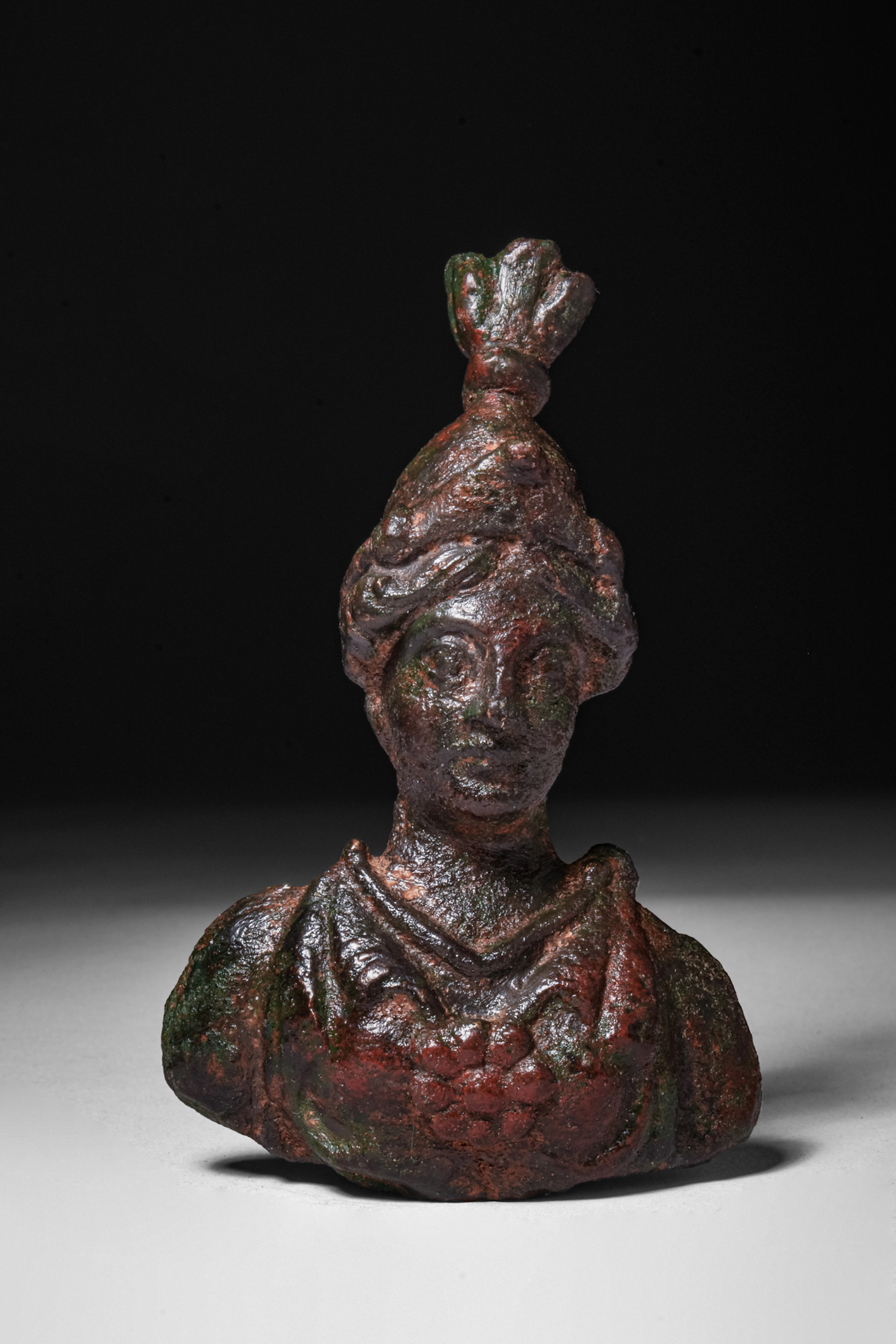 ROMAN BRONZE APPLIQUE OF THE BUST OF MINERVA
