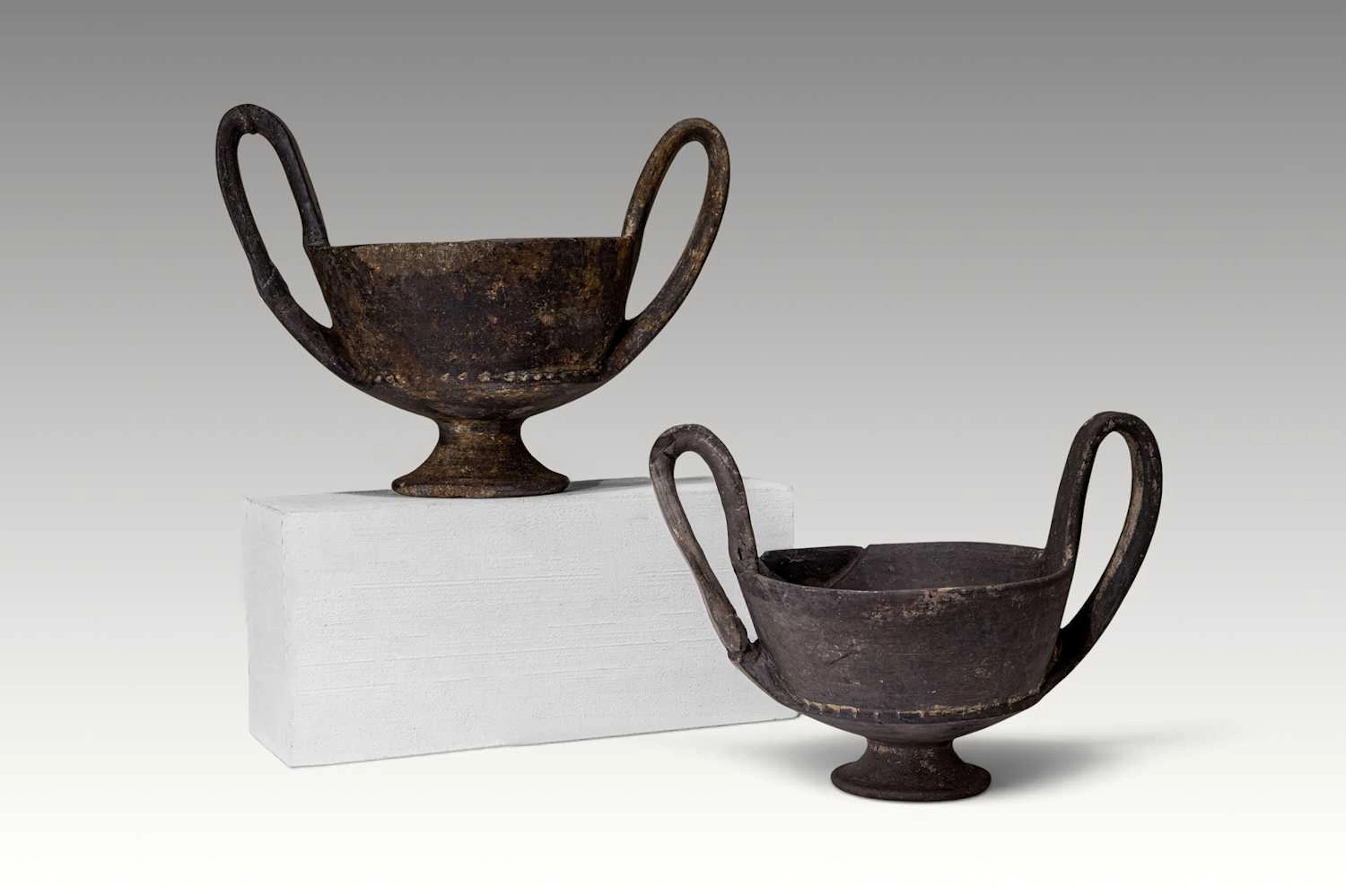 PAIR OF ETRUSCAN BUCCHERO KANTHAROS