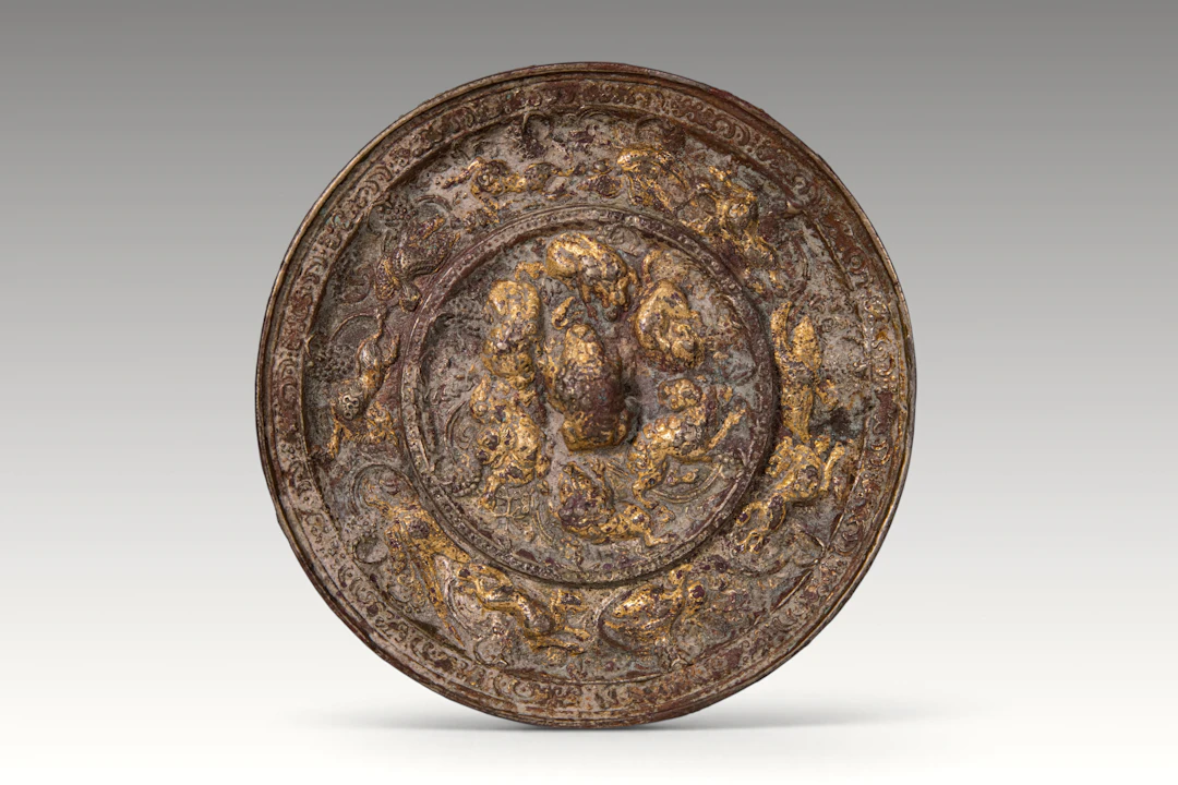 CHINESE GILT BRONZE �ZODIAC� MIRROR