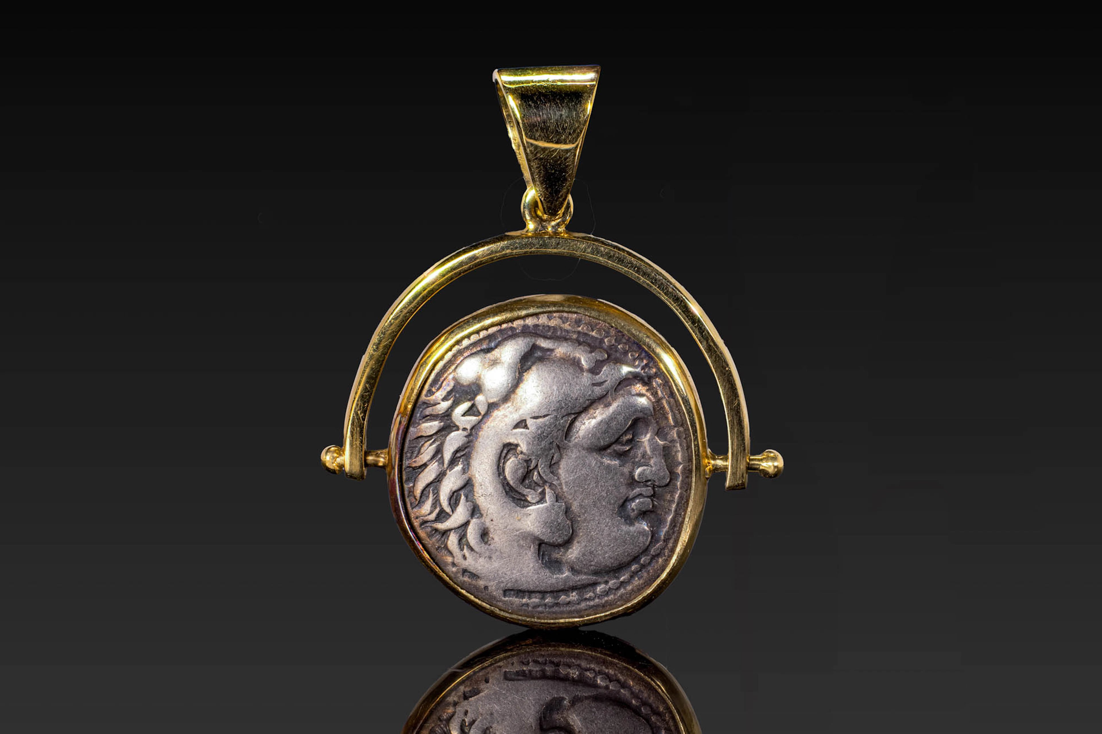 HELLENISTIC SILVER DRACHM OF ALEXANDER THE GREAT IN SILVER PENDANT