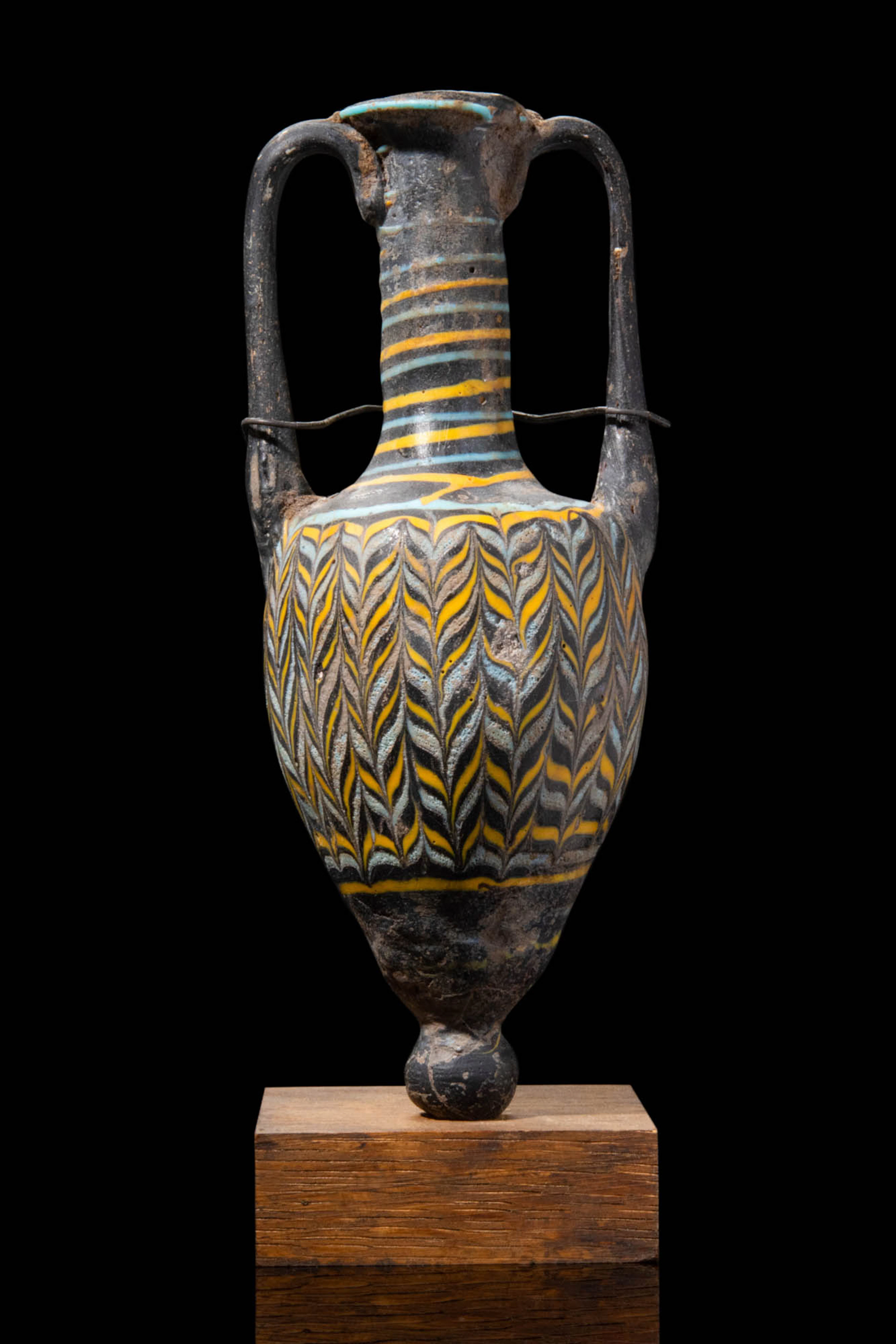 MEDITERRANEAN CORE-FORMED GLASS AMPHORISKOS