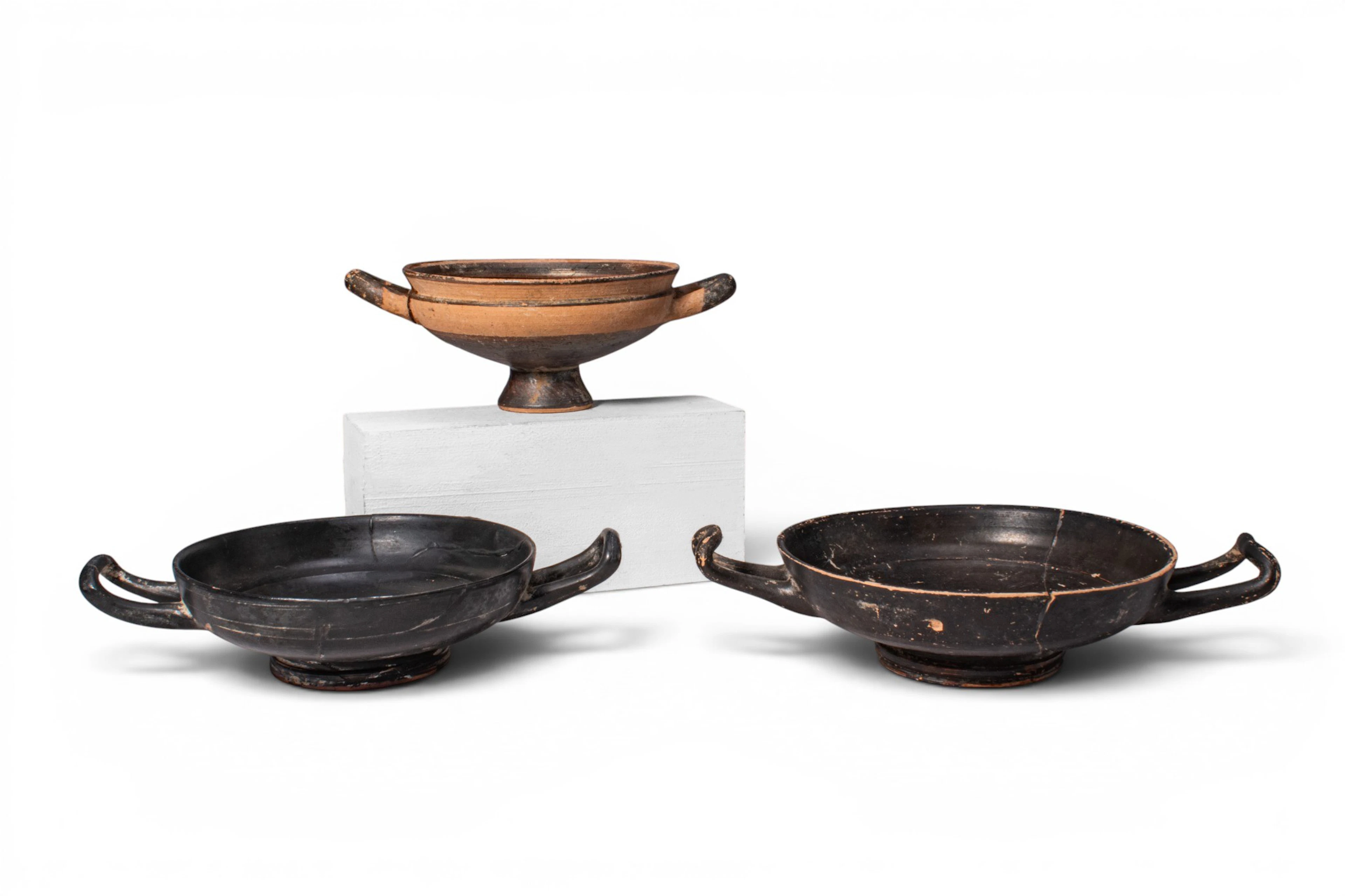 COLLECTION OF GREEK POTTERY KYLIKES