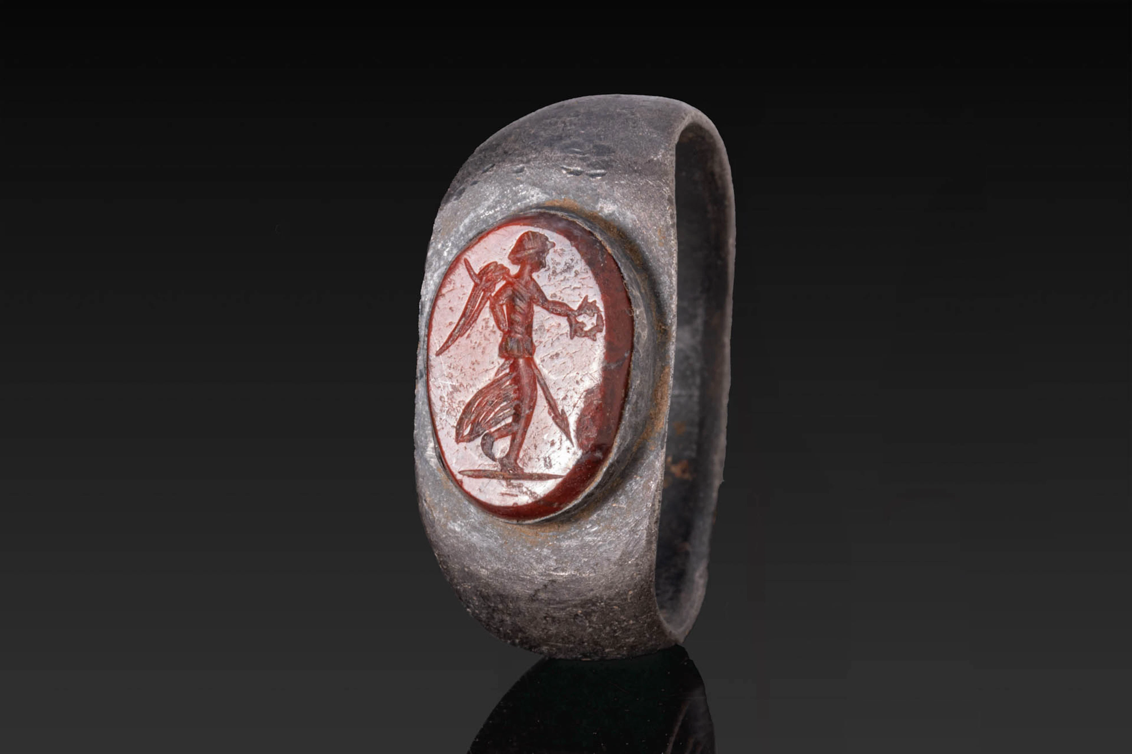 ROMAN RED JASPER INTAGLIO OF WINGED VICTORY IN SILVER RING