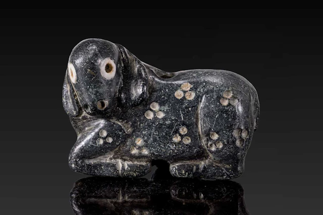 MESOPOTAMIAN BLACK STONE AMULET IN THE FORM OF A SHEEP