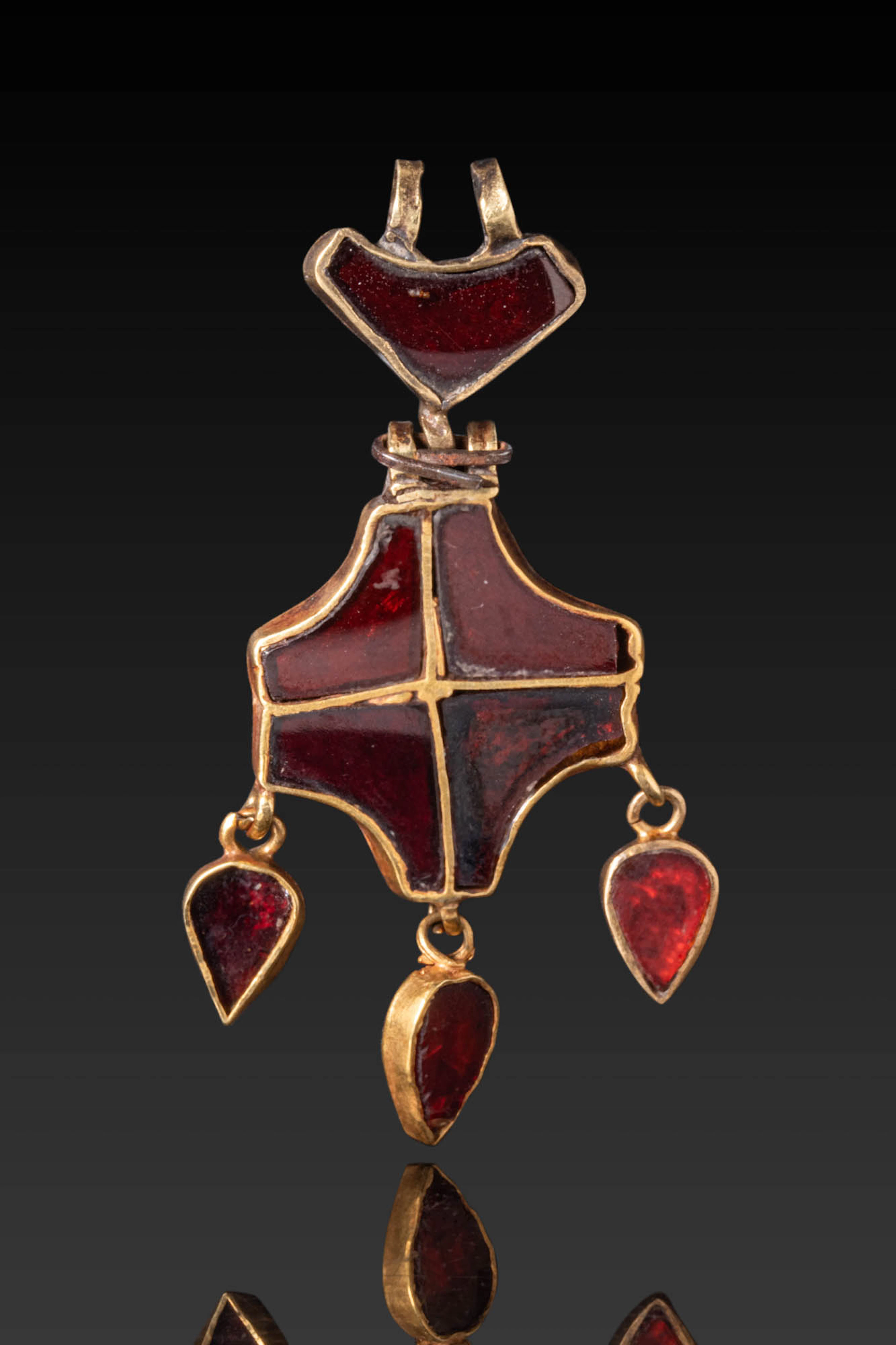 MEROVINGIAN GOLD AND GARNET CLOISONN� PENDANT